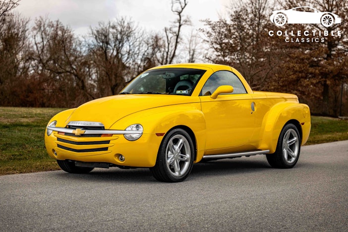 4,800-Mile 2004 Chevrolet SSR