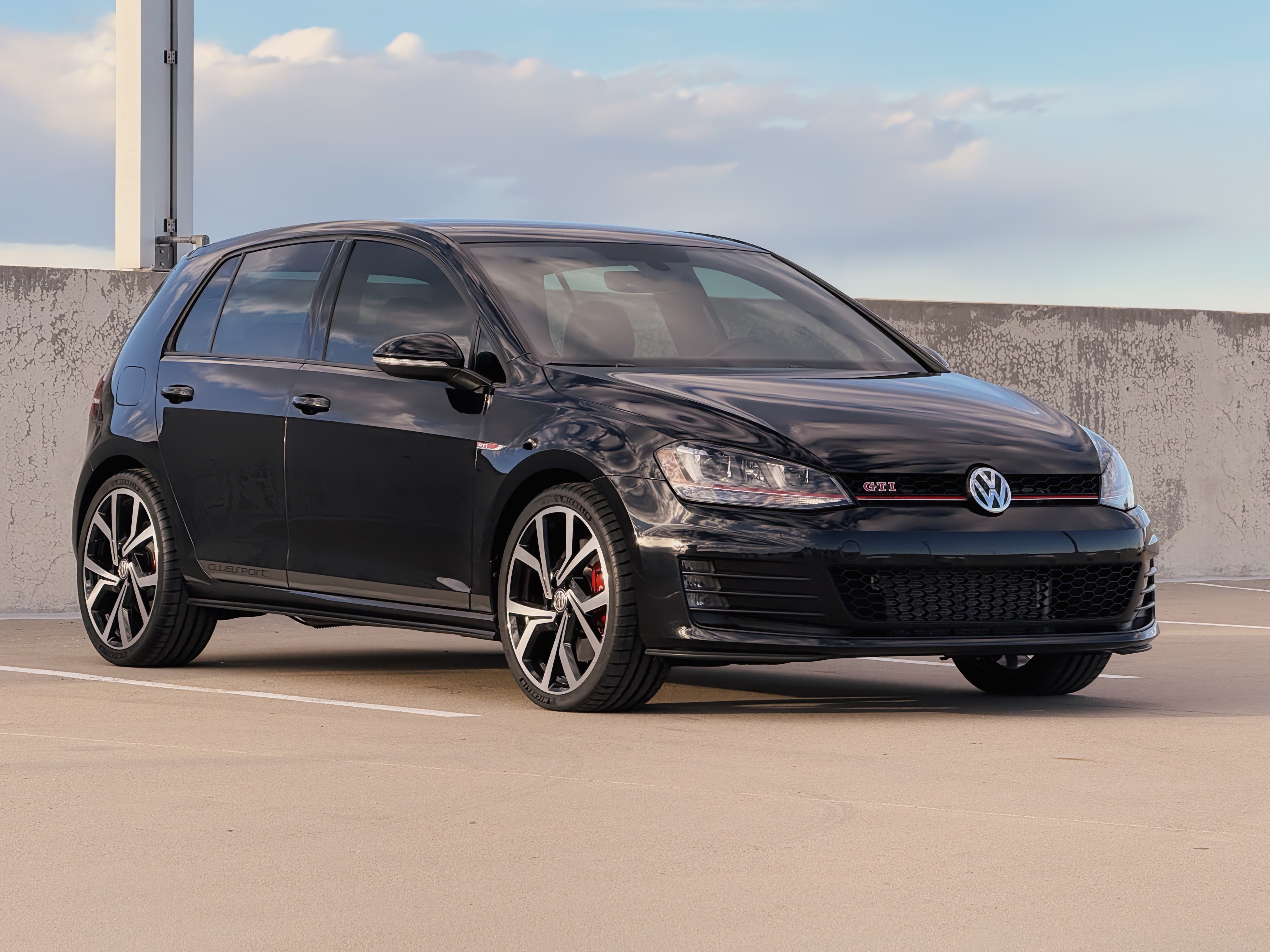 29k-Mile One-Owner 2016 Volkswagen Golf GTI Clubsport Tribute 6-Speed