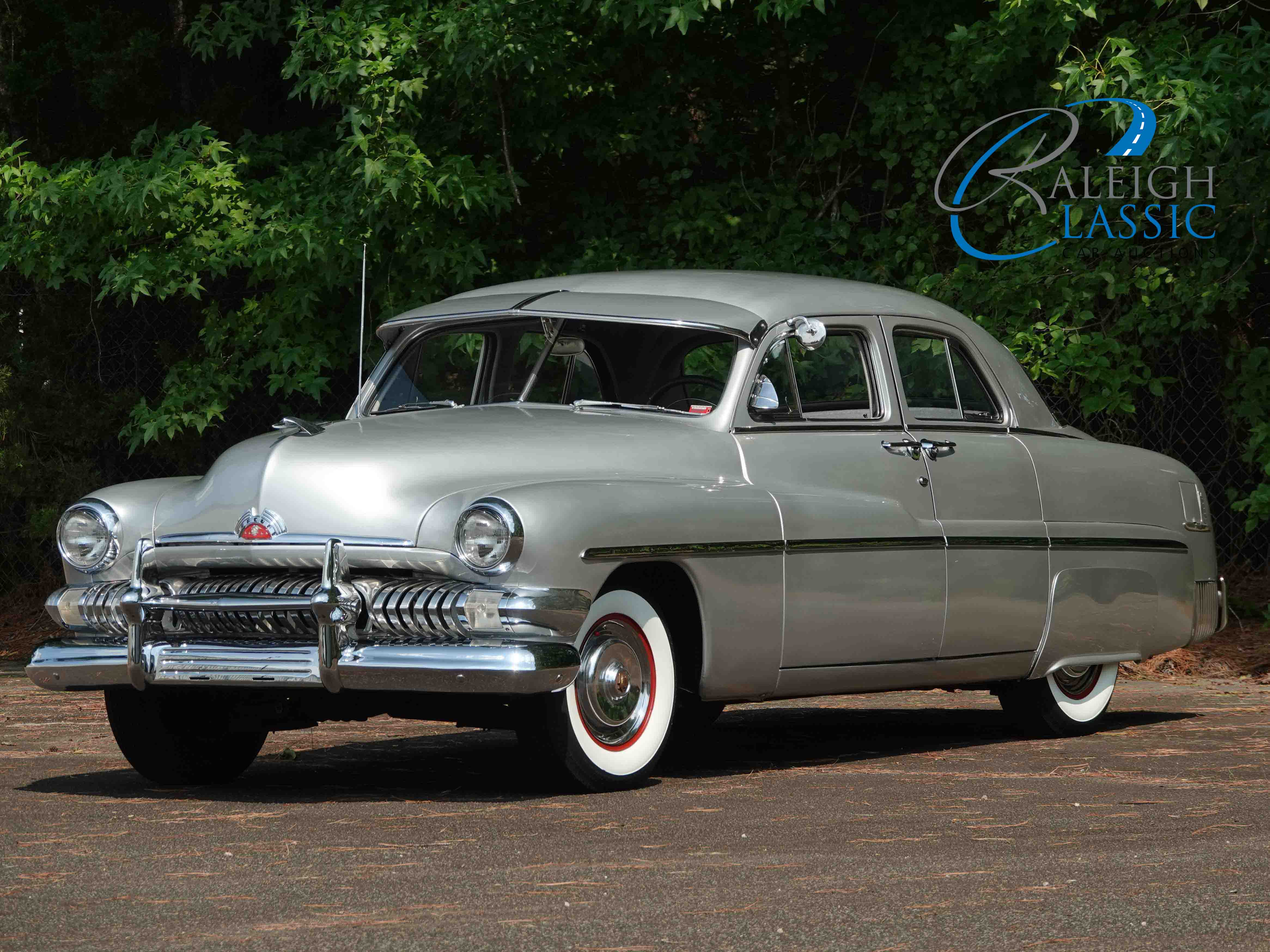 1951 Mercury Eight Sport Sedan 3-Speed
