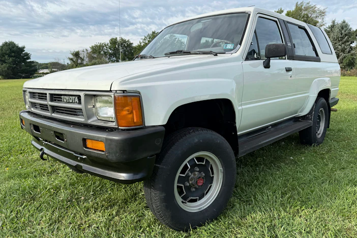 1987 Toyota 4Runner Deluxe 5-Speed