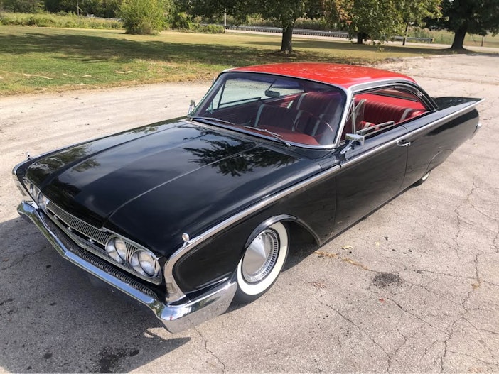1960 Ford Galaxie Starliner