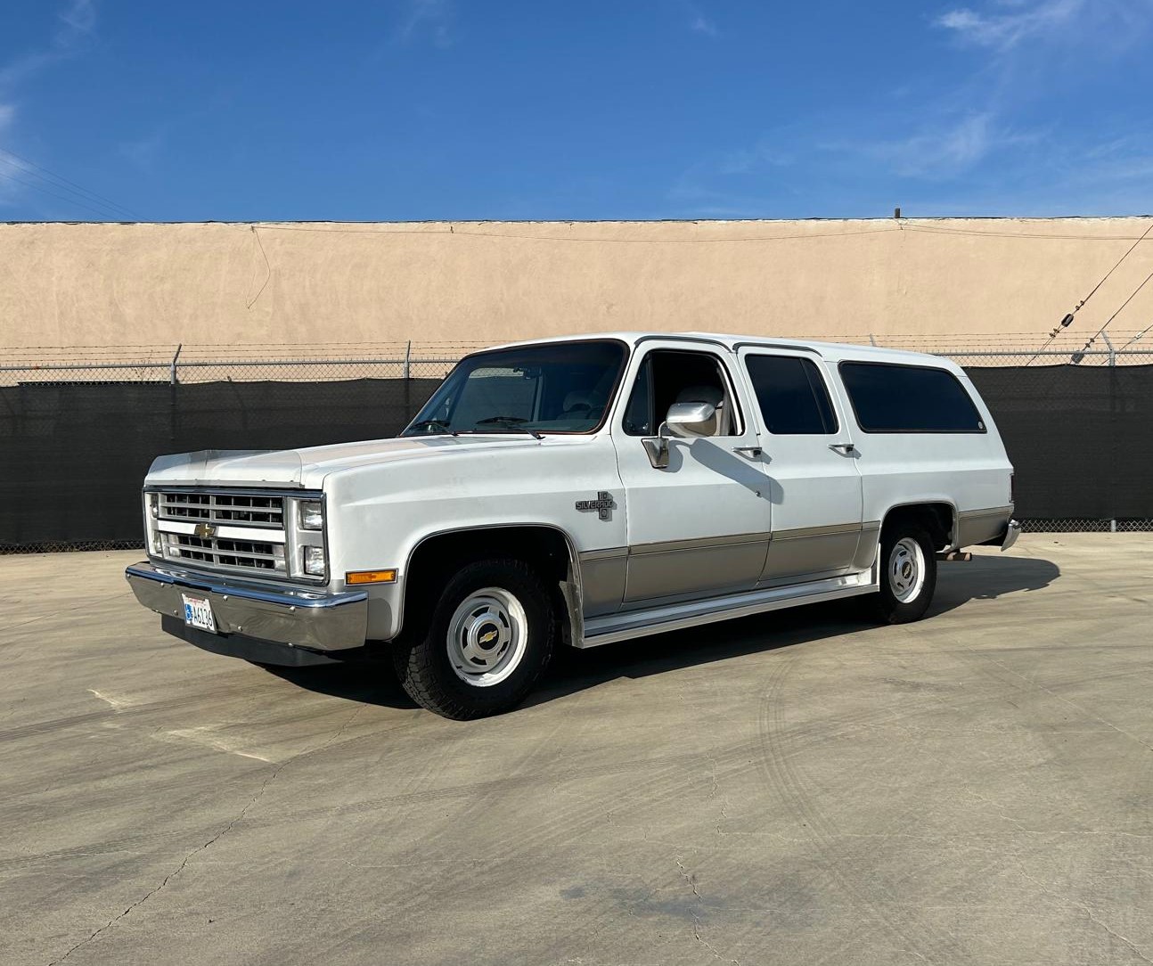 Original-Owner 1985 Chevrolet C10 Suburban Silverado