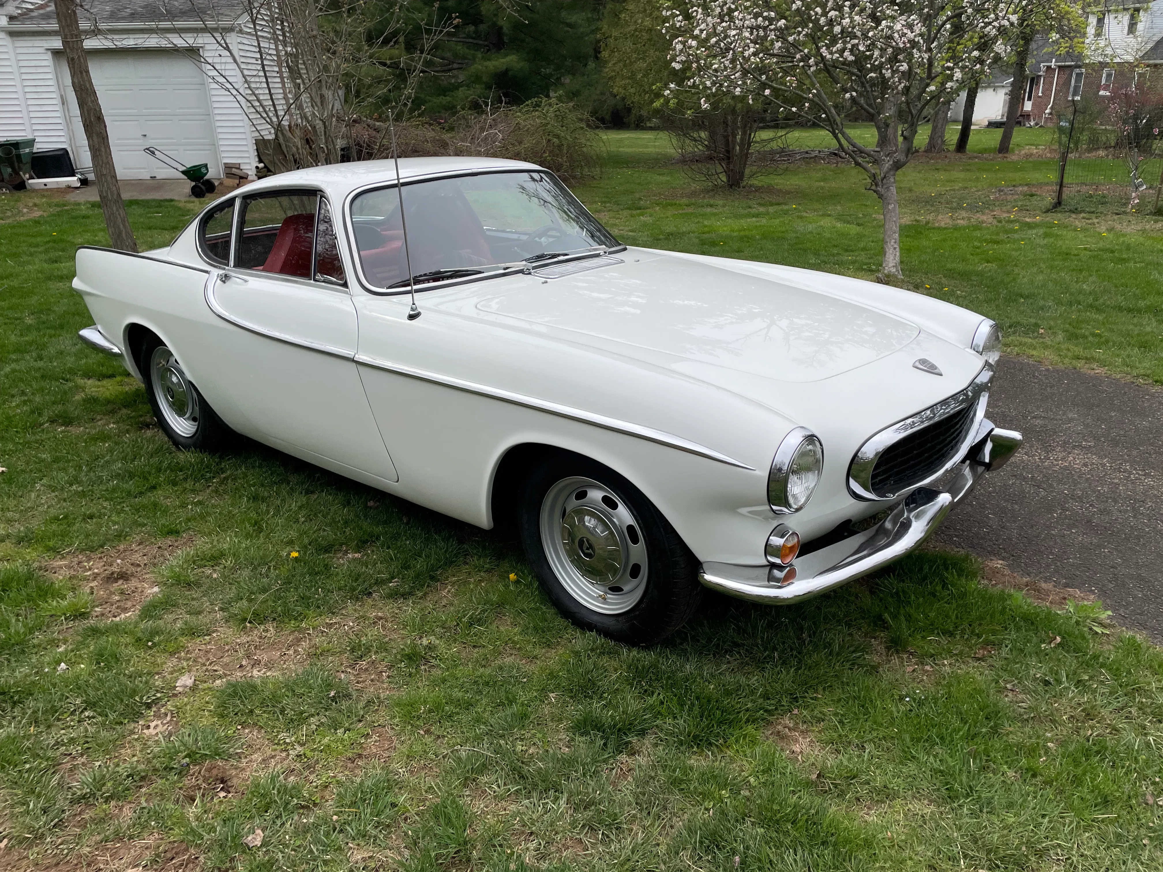 1965 Volvo P1800S