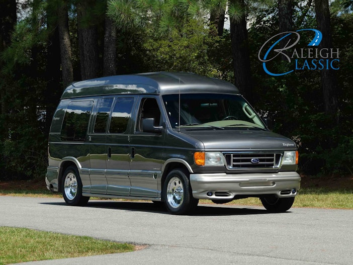 52k-Mile 2004 Ford E-150 Explorer Van Conversion