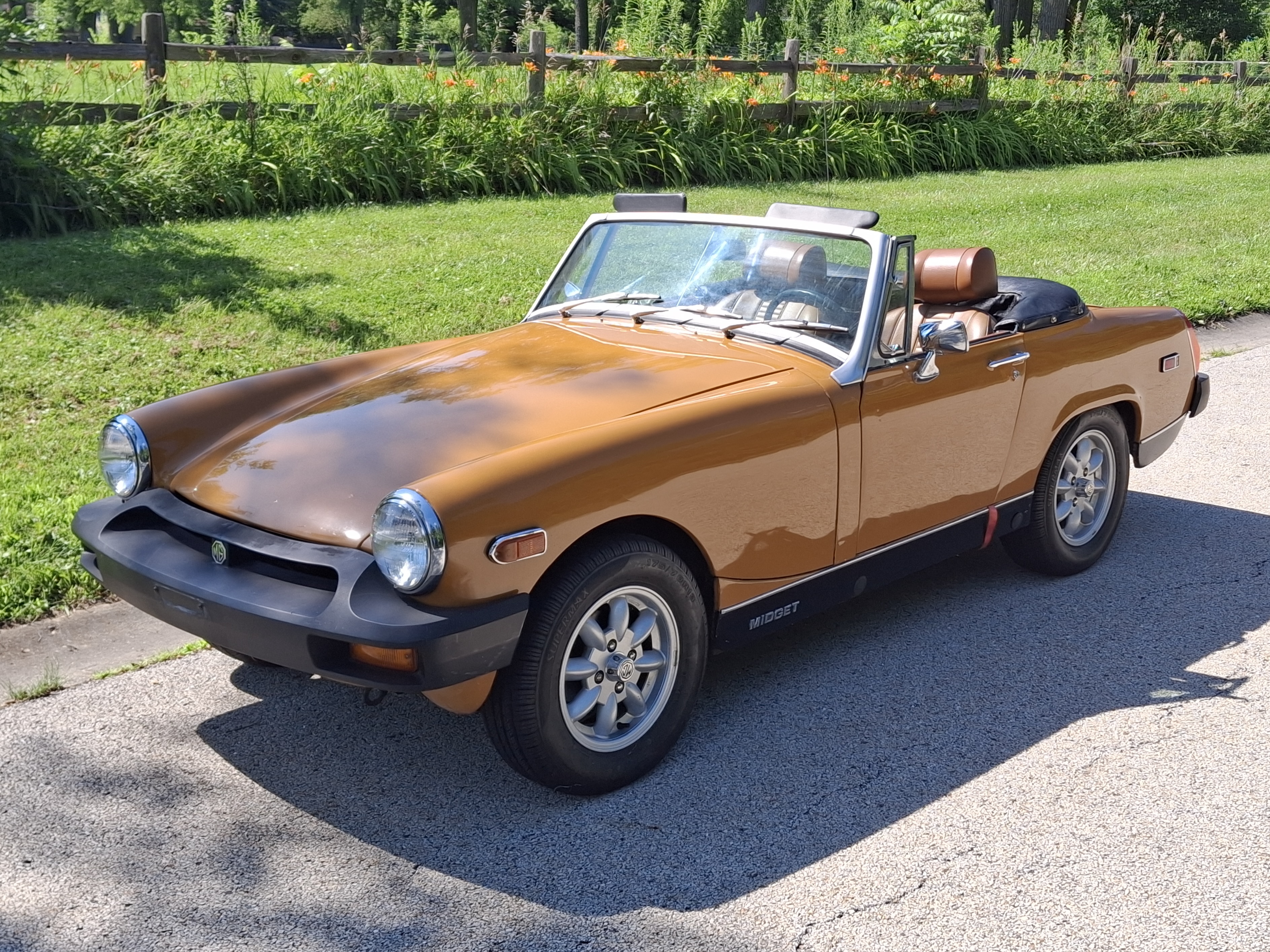 23-Years-Family-Owned 1975 MG Midget