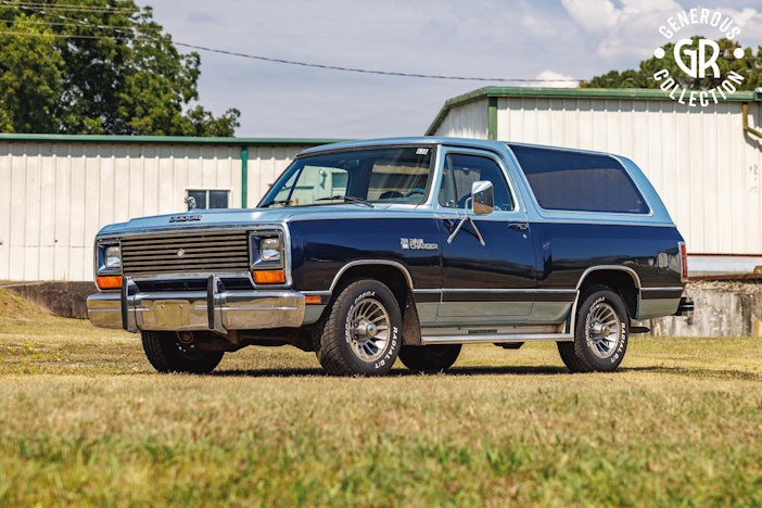 1987 Dodge Ramcharger LE