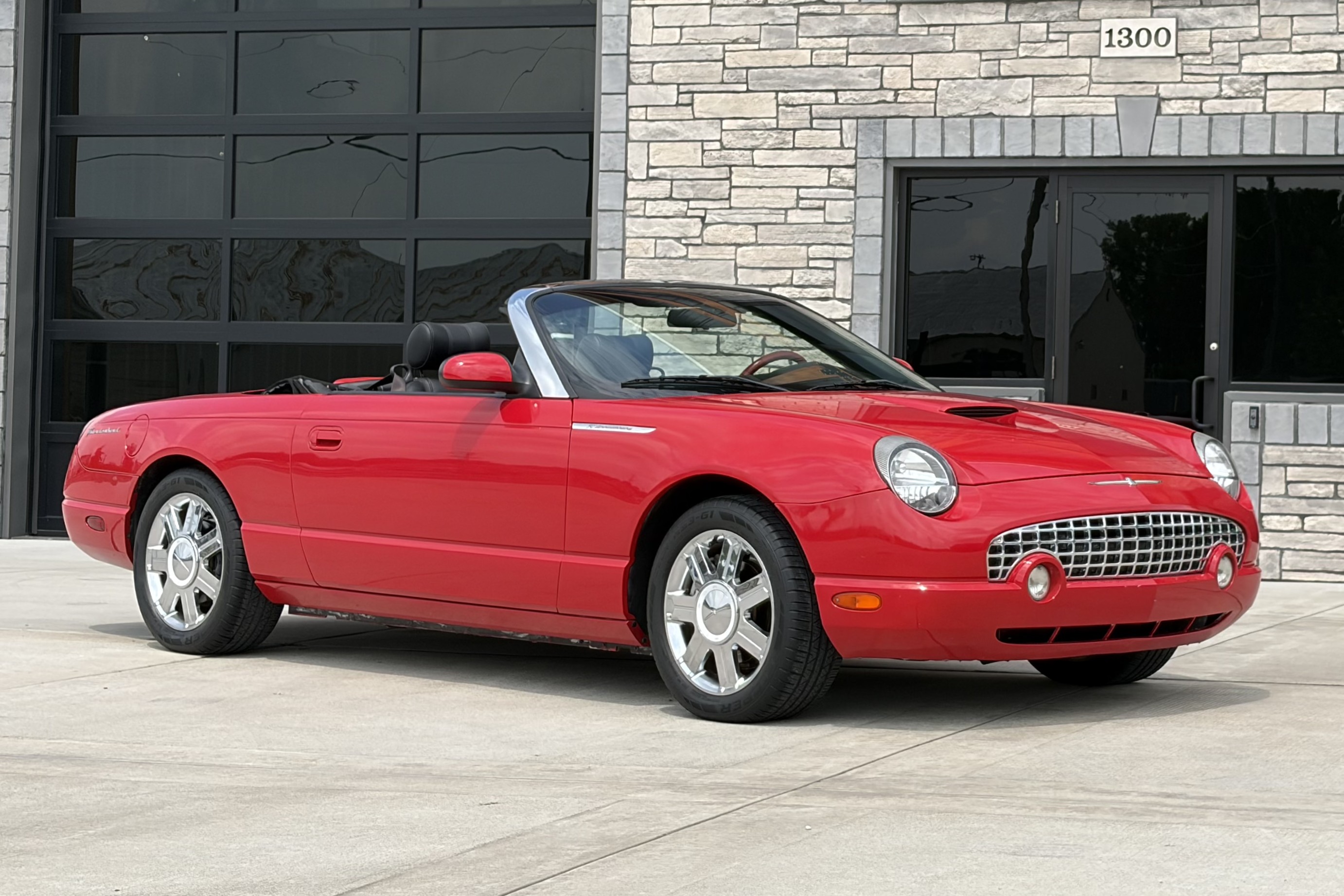2005 Ford Thunderbird