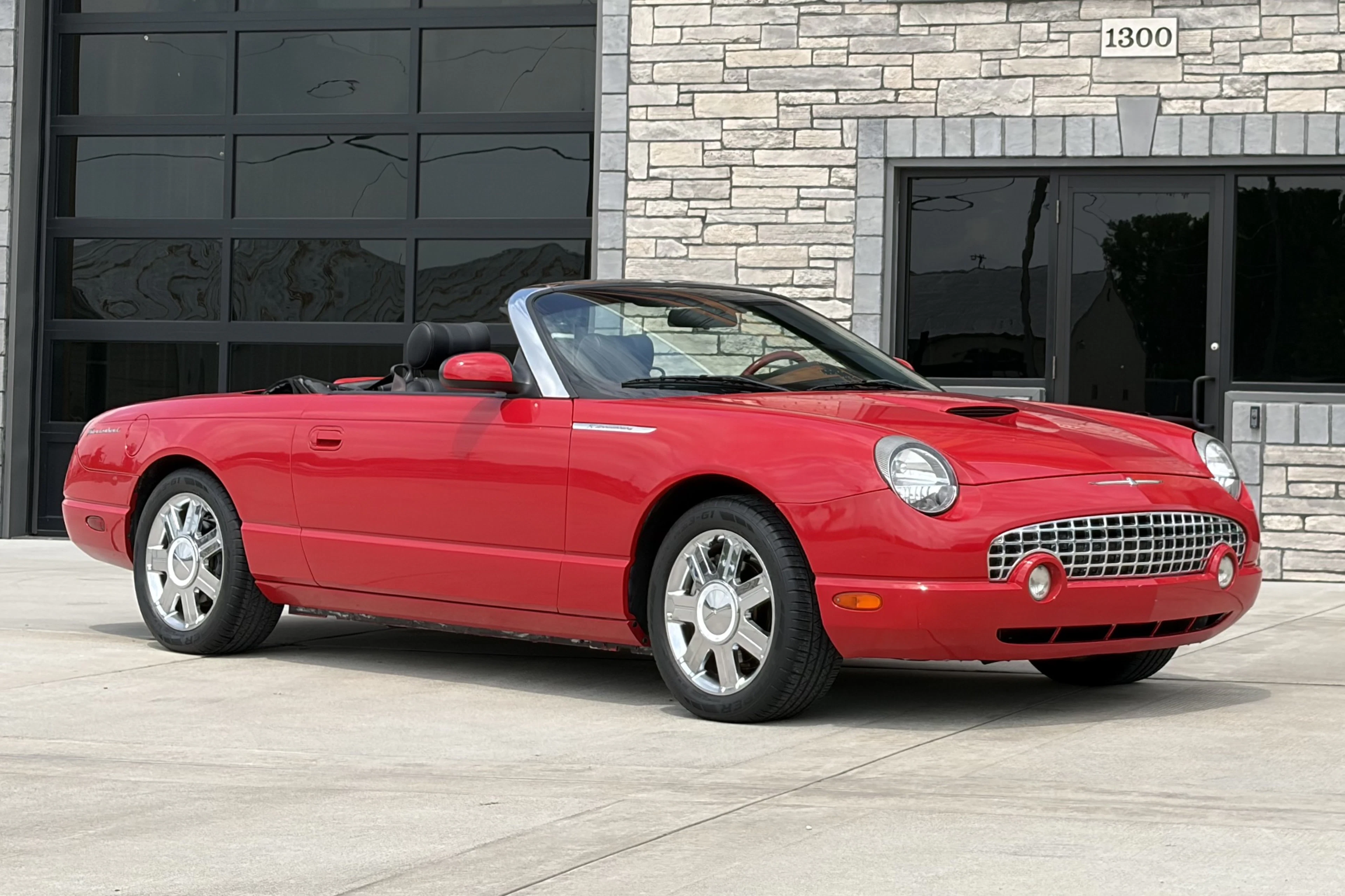 2005 Ford Thunderbird