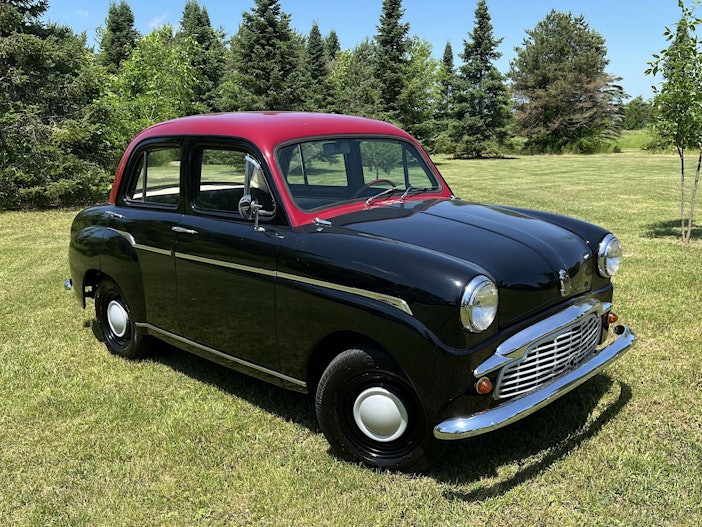 1958 Triumph TR10 Sedan