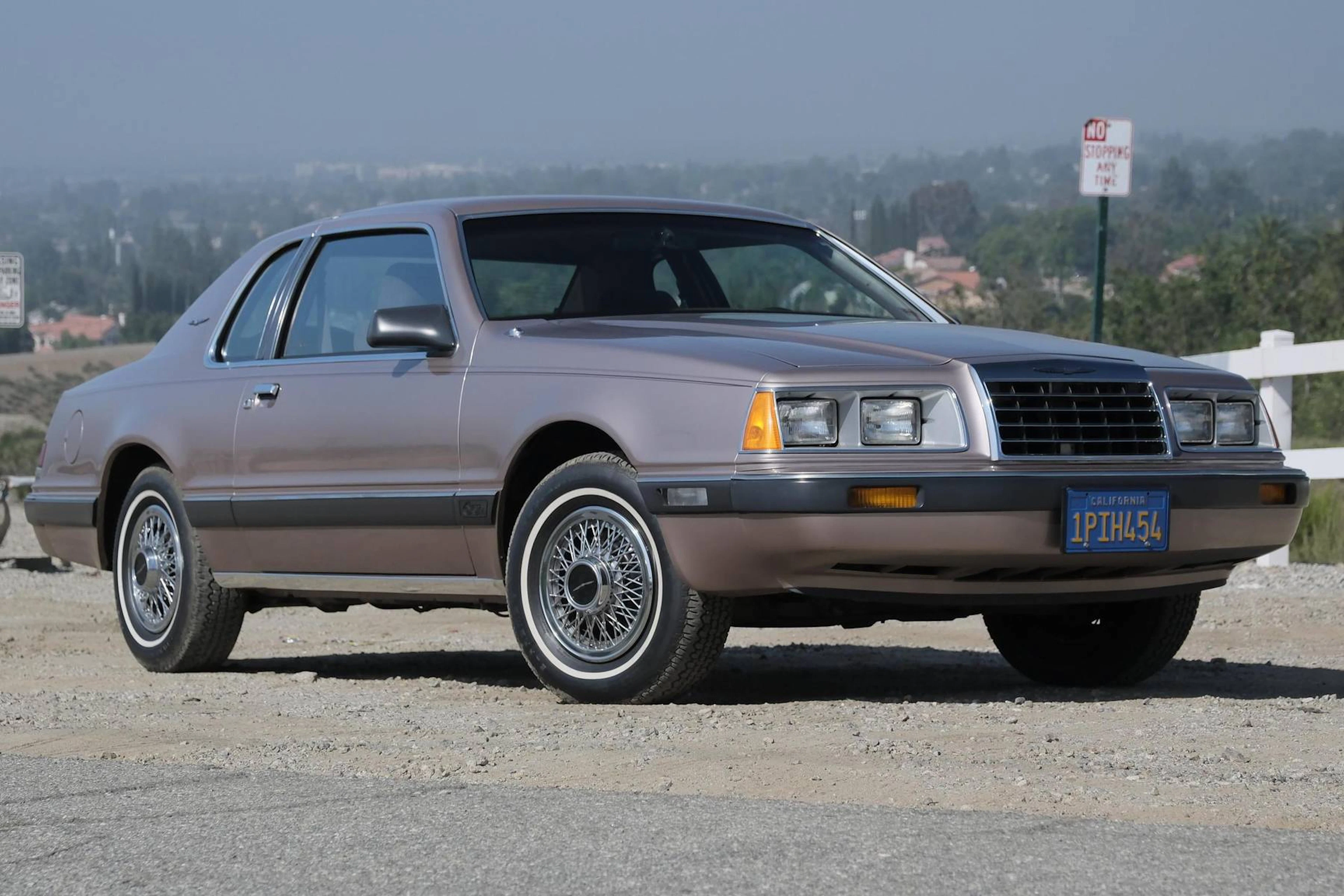 2K-Mile 1986 Ford Thunderbird Elan