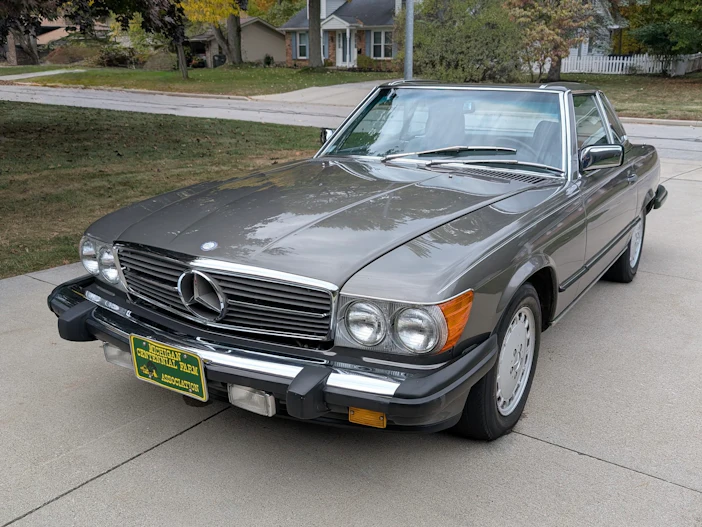 One-Family-Owned 86k-Mile 1986 Mercedes-Benz 560 SL