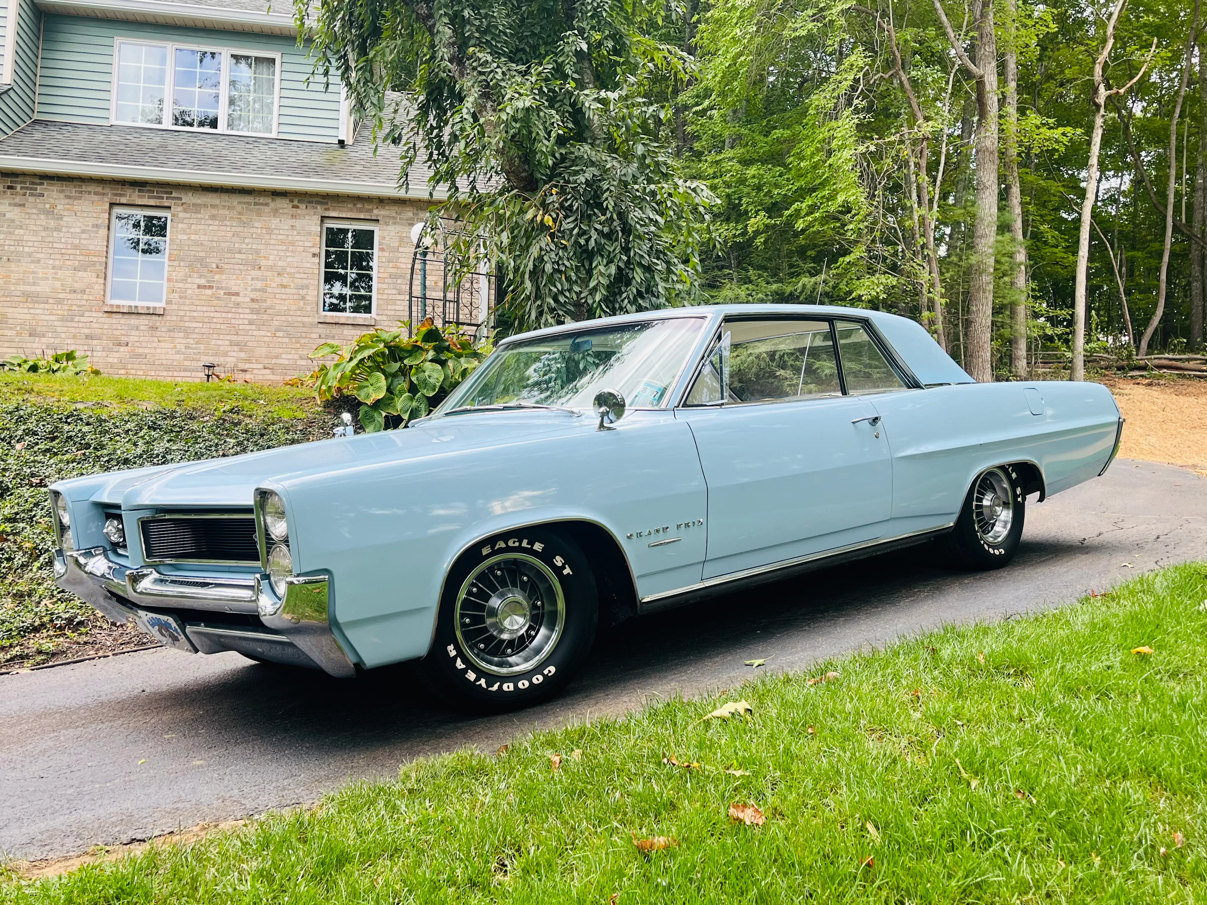 Two-Owner 1964 Pontiac Grand Prix 4-Speed