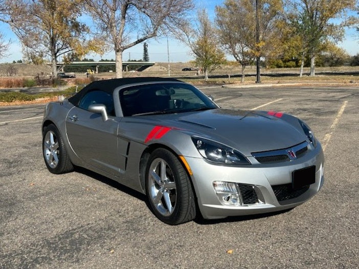 2007 Saturn Sky Red Line