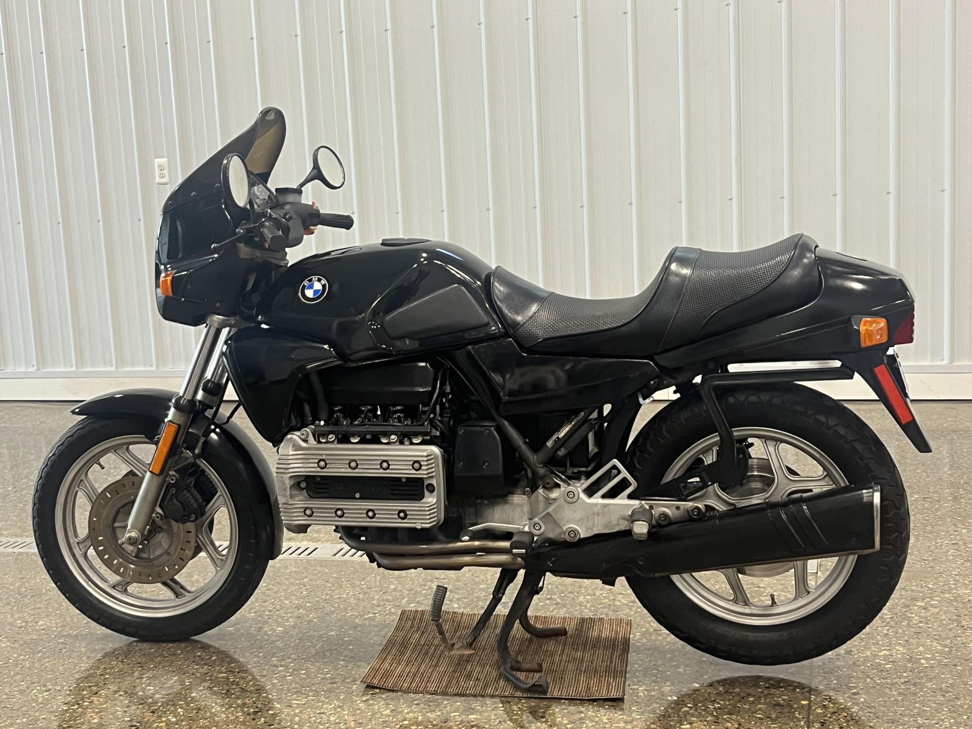 1985 BMW K100