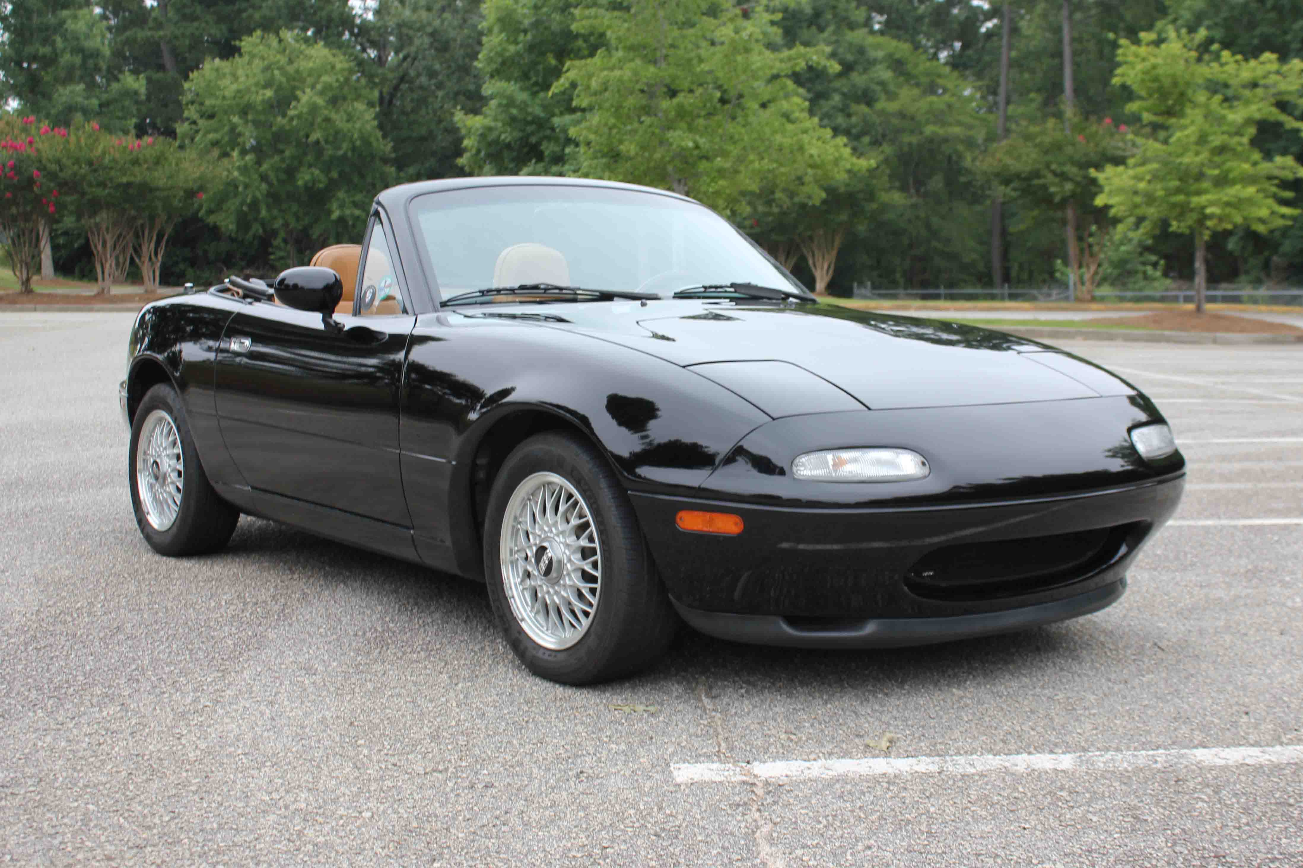 46k-Mile 1992 Mazda MX-5 Miata Special Edition Five-Speed