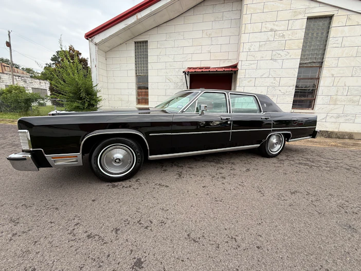 1979 Lincoln Continental 4-Door Sedan