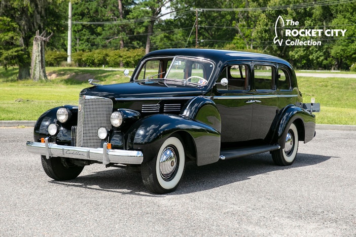 1938 Cadillac Series 38-75 Fleetwood Sedan
