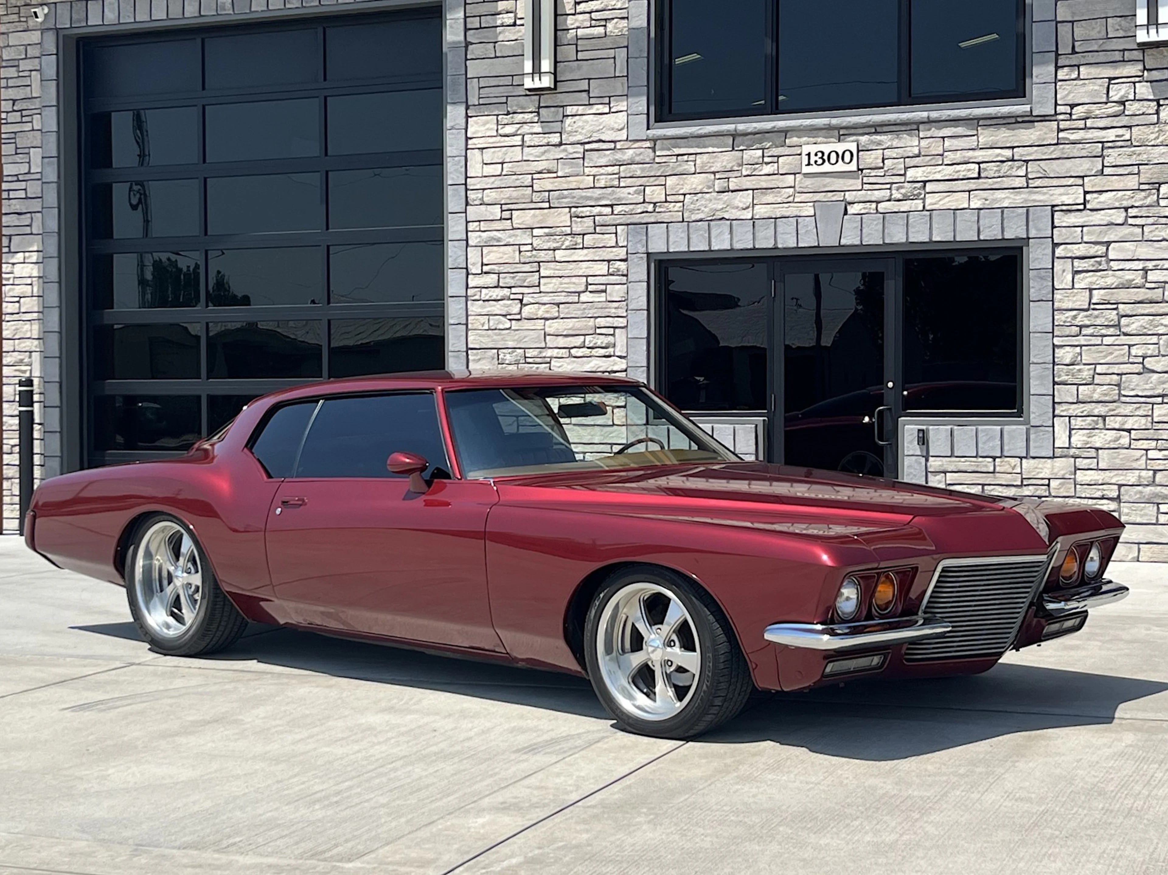 1971 Buick Riviera Restomod