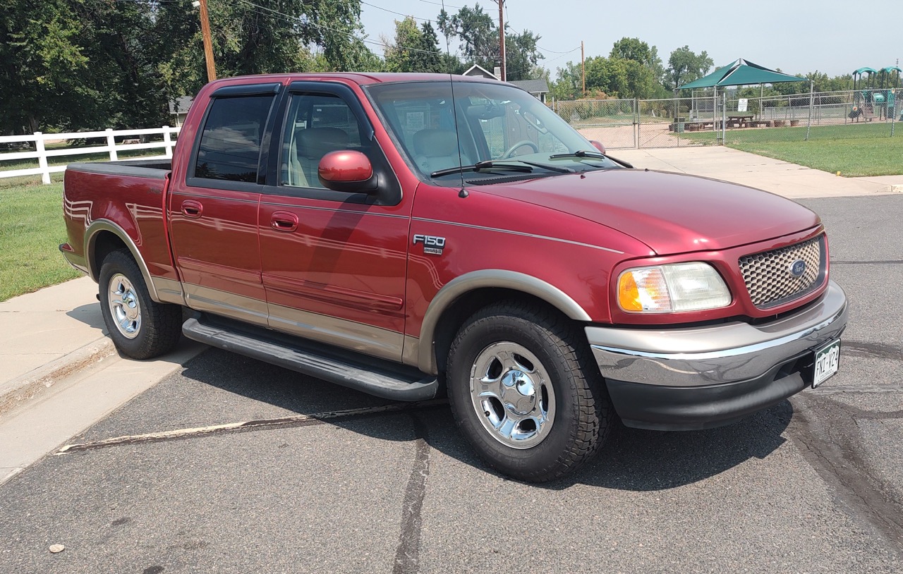 2002 Ford F-150 Lariat Crew Cab