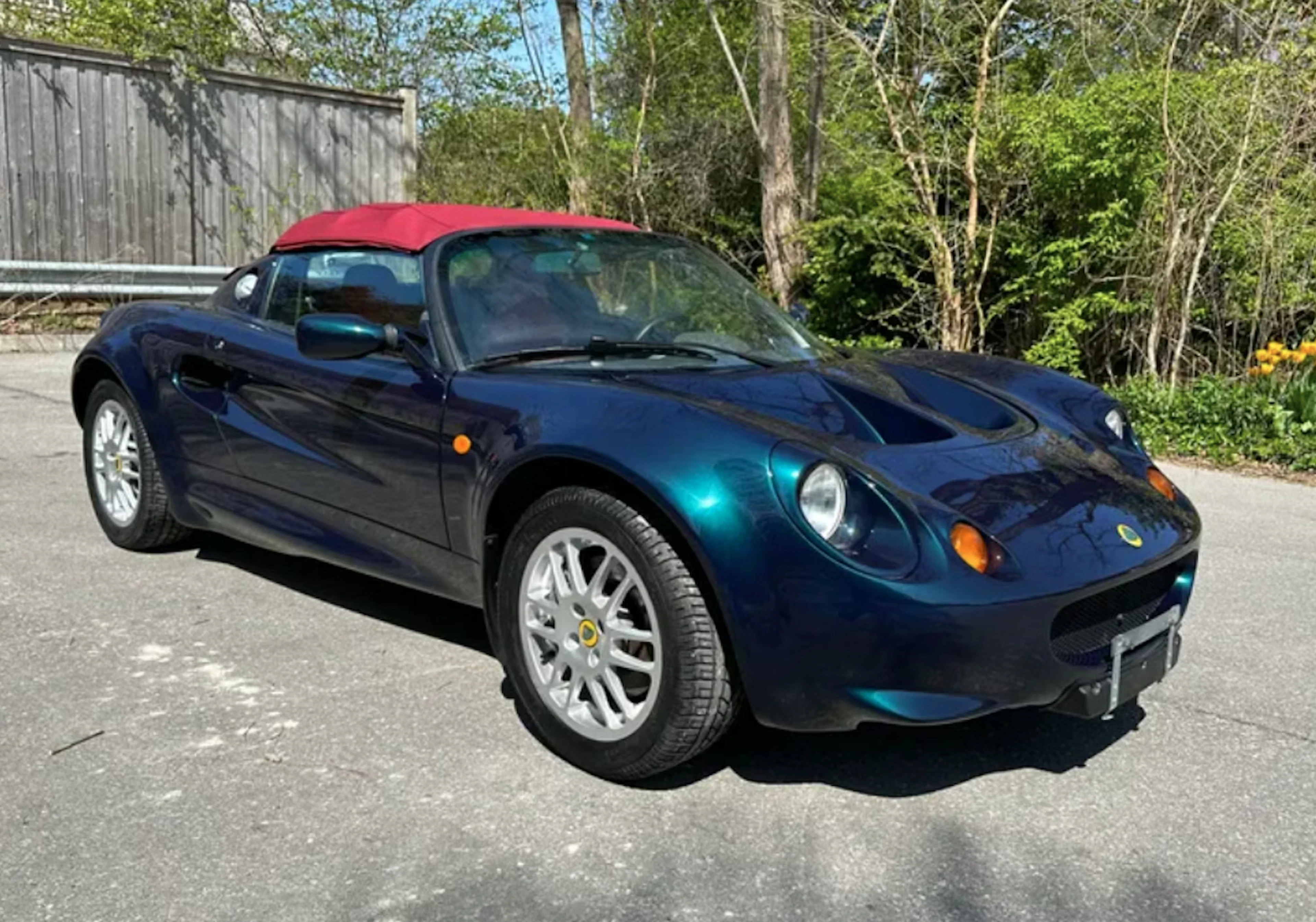 12k-Mile 2000 Lotus Elise S1 5-Speed