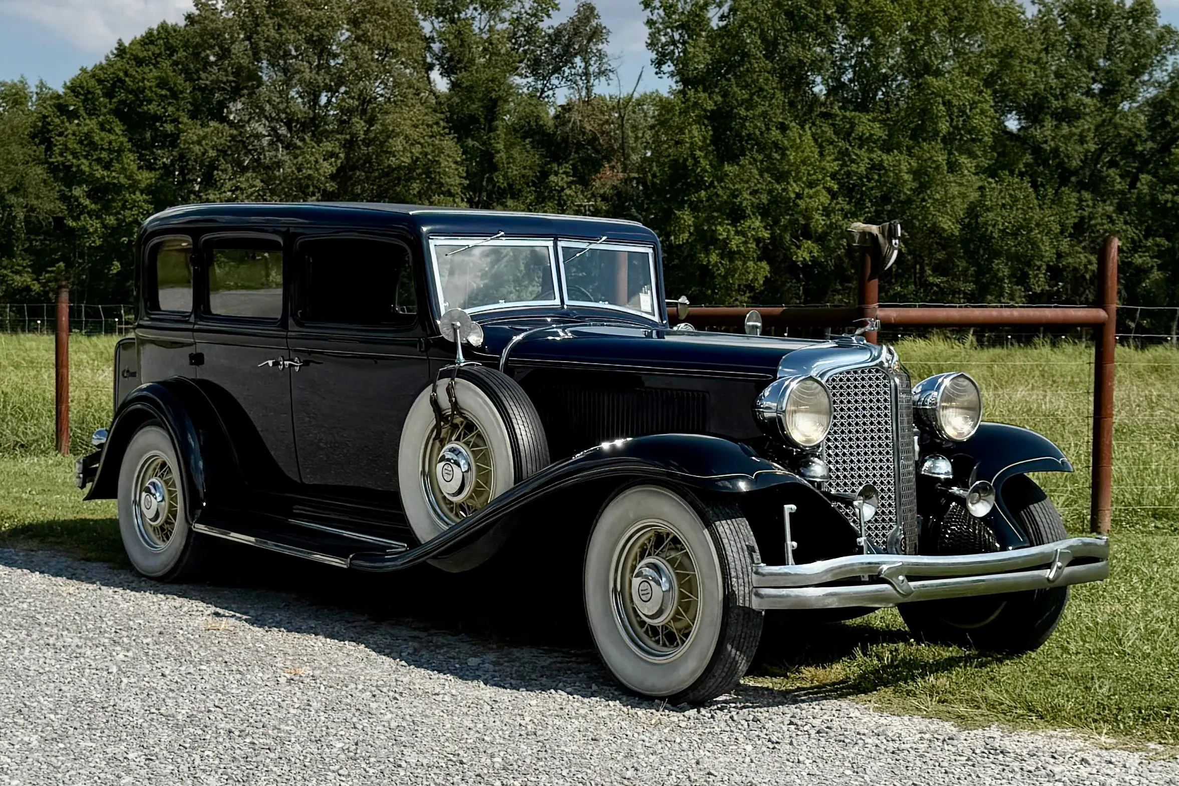 1932 Chrysler Imperial Eight CH Five-Passenger Sedan