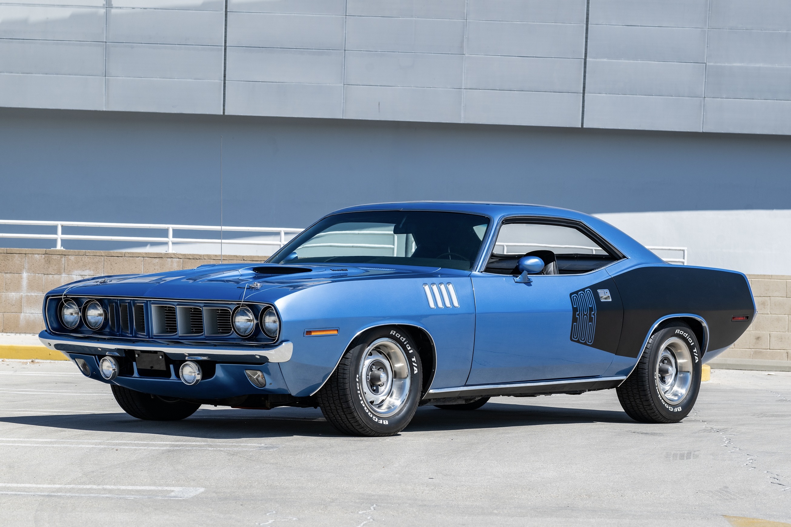 Fuel-Injected 1971 Plymouth 'Cuda Coupe 383 4-Speed
