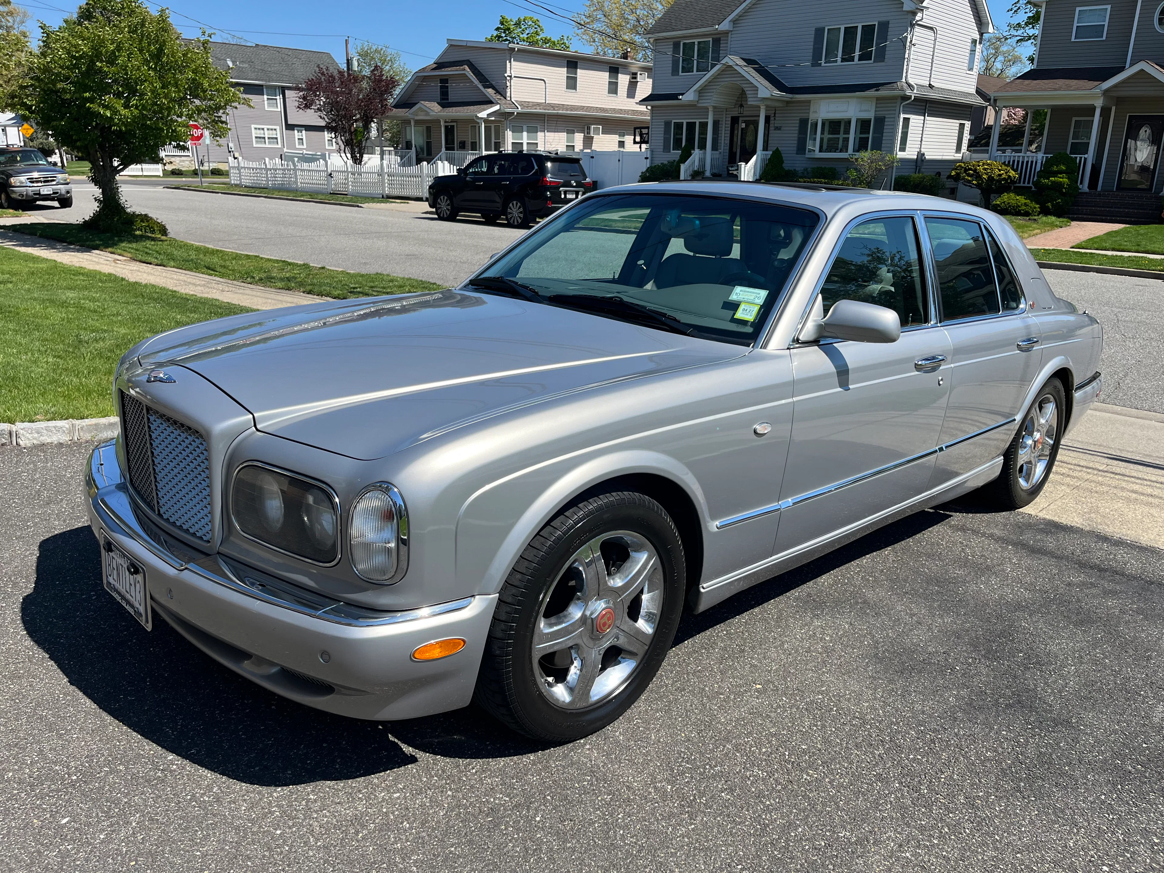 39k-Mile 2003 Bentley Arnage R