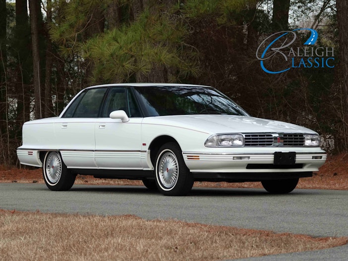 35k-Mile 1995 Oldsmobile 98 Regency Elite Series II