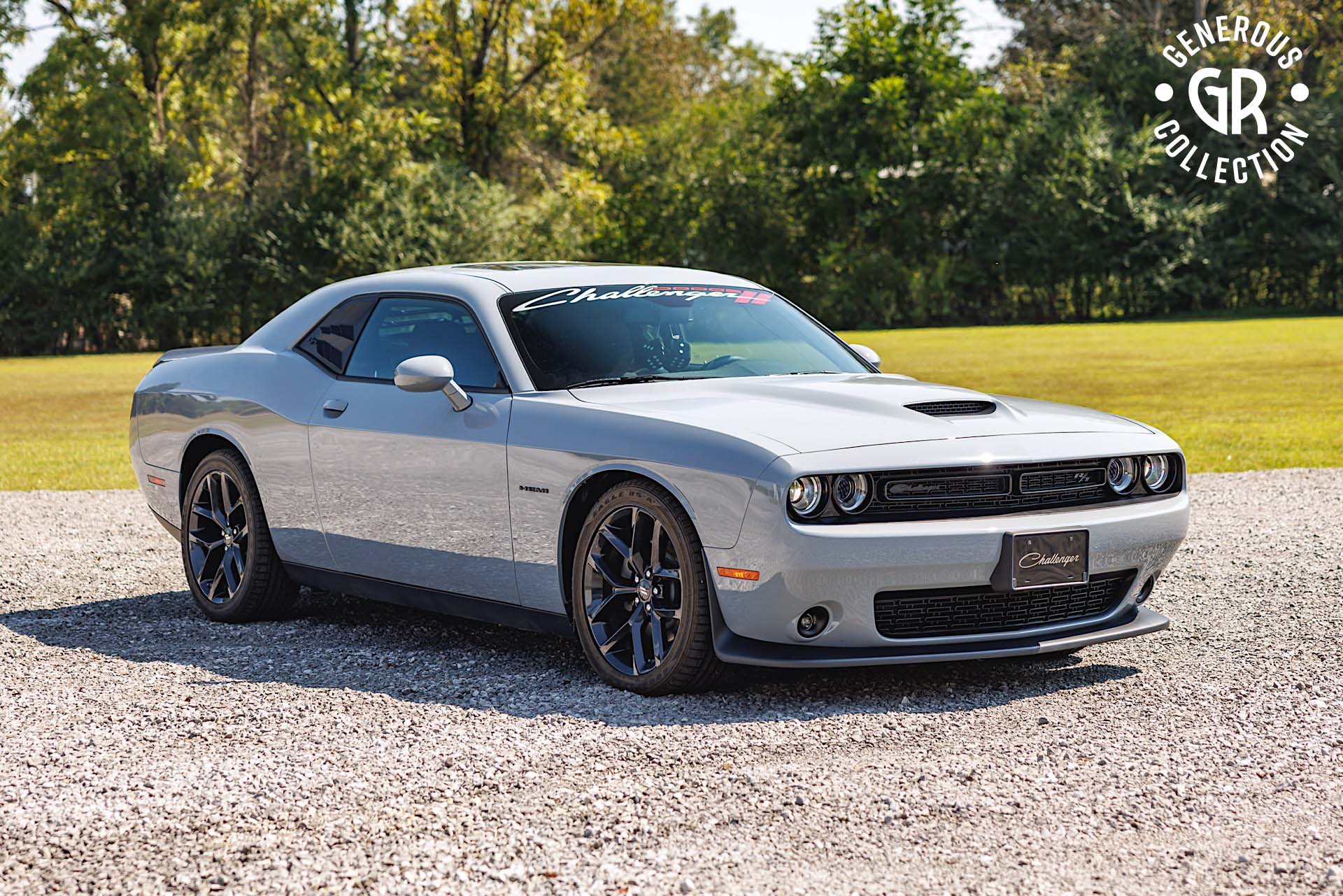 1,100-mile 2022 Dodge Challenger R/T Blacktop 6-Speed