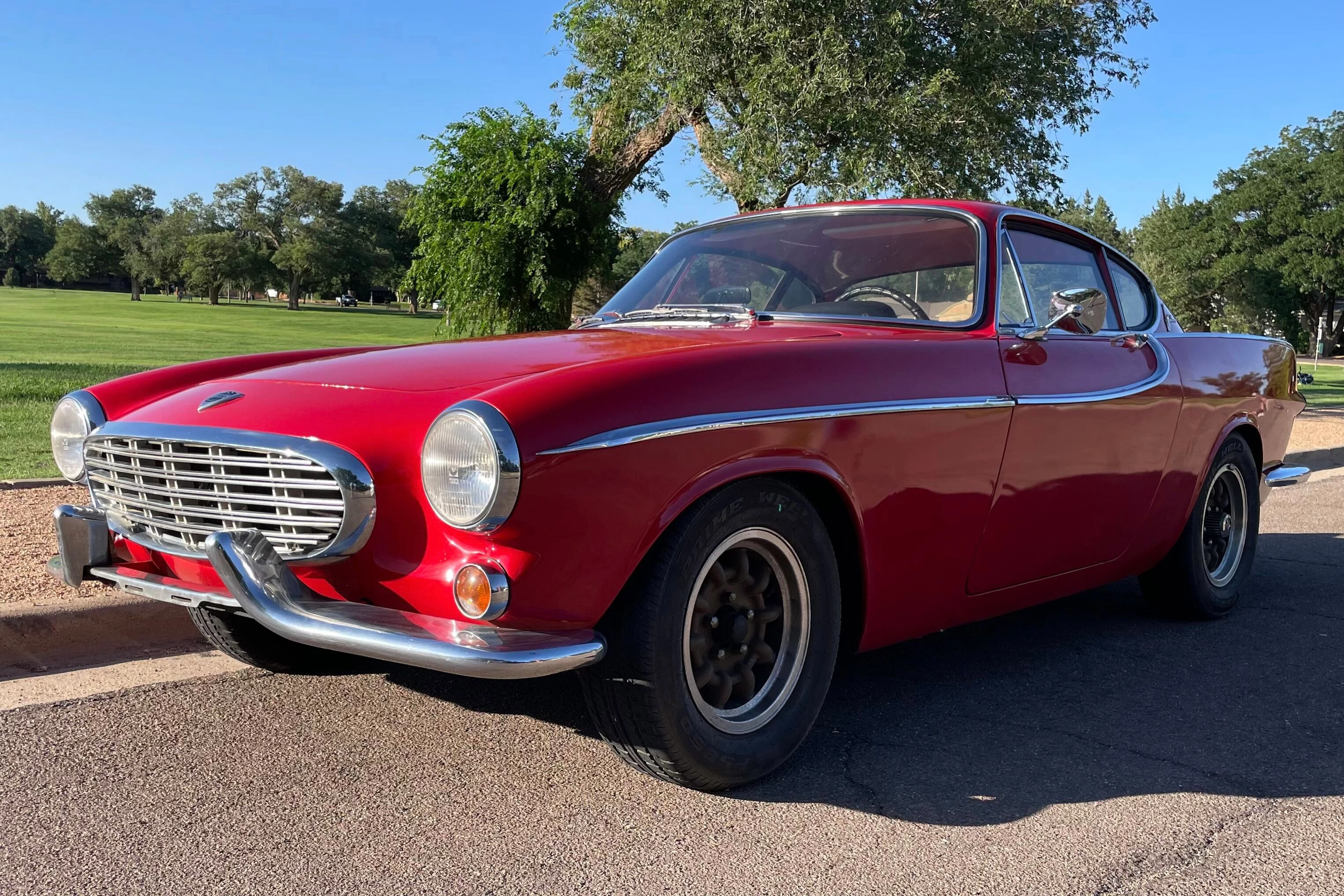 1963 Volvo P1800