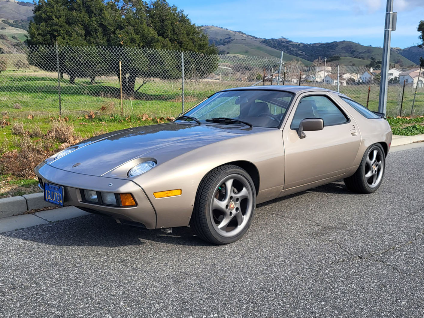 1983 Porsche 928 S Five-Speed