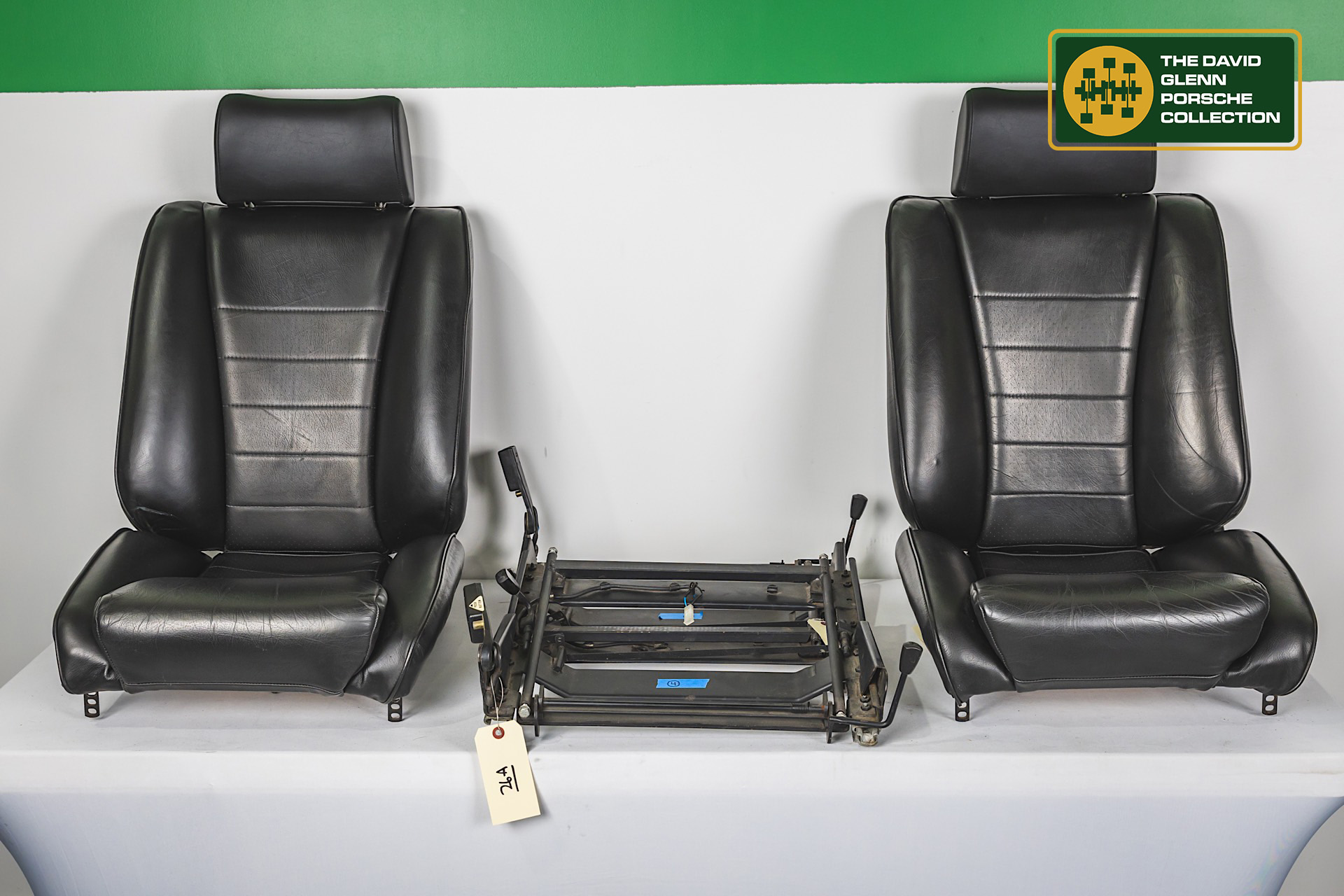 Recaro Sports Seats for Porsche 911 (Lot 45)