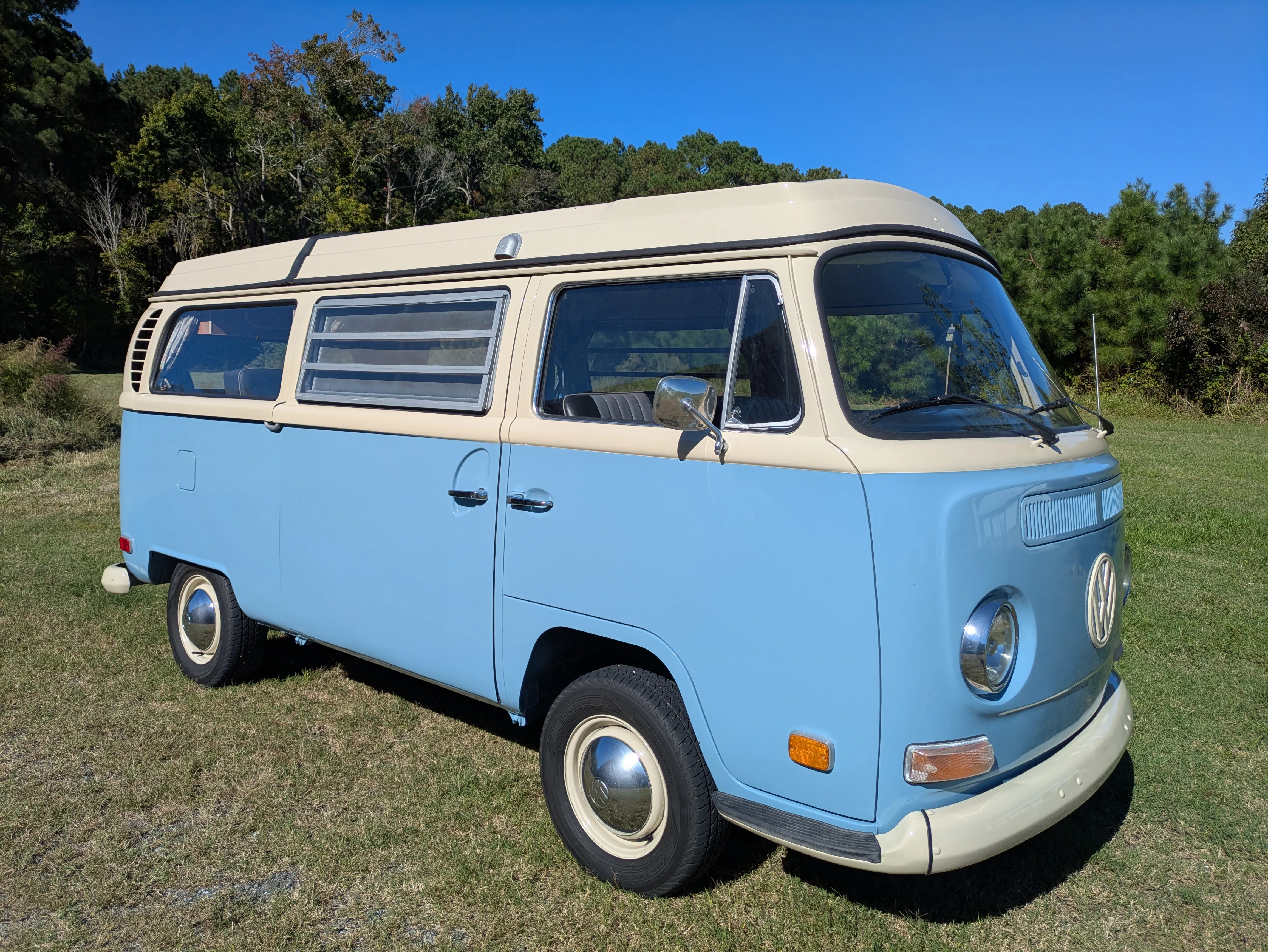 1970 Volkswagen Type 2 Westfalia Camper