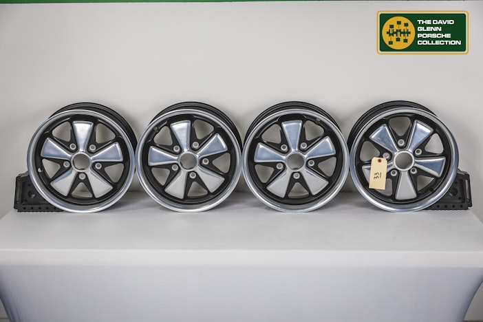 Fuchs Wheels for Porsche, 15x6 (Lot 49)