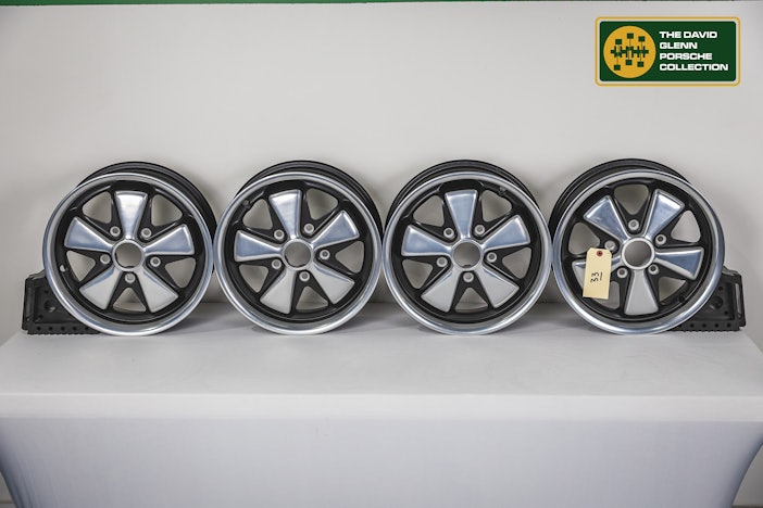 Fuchs Wheels for Porsche, 15x6 (Lot 49)