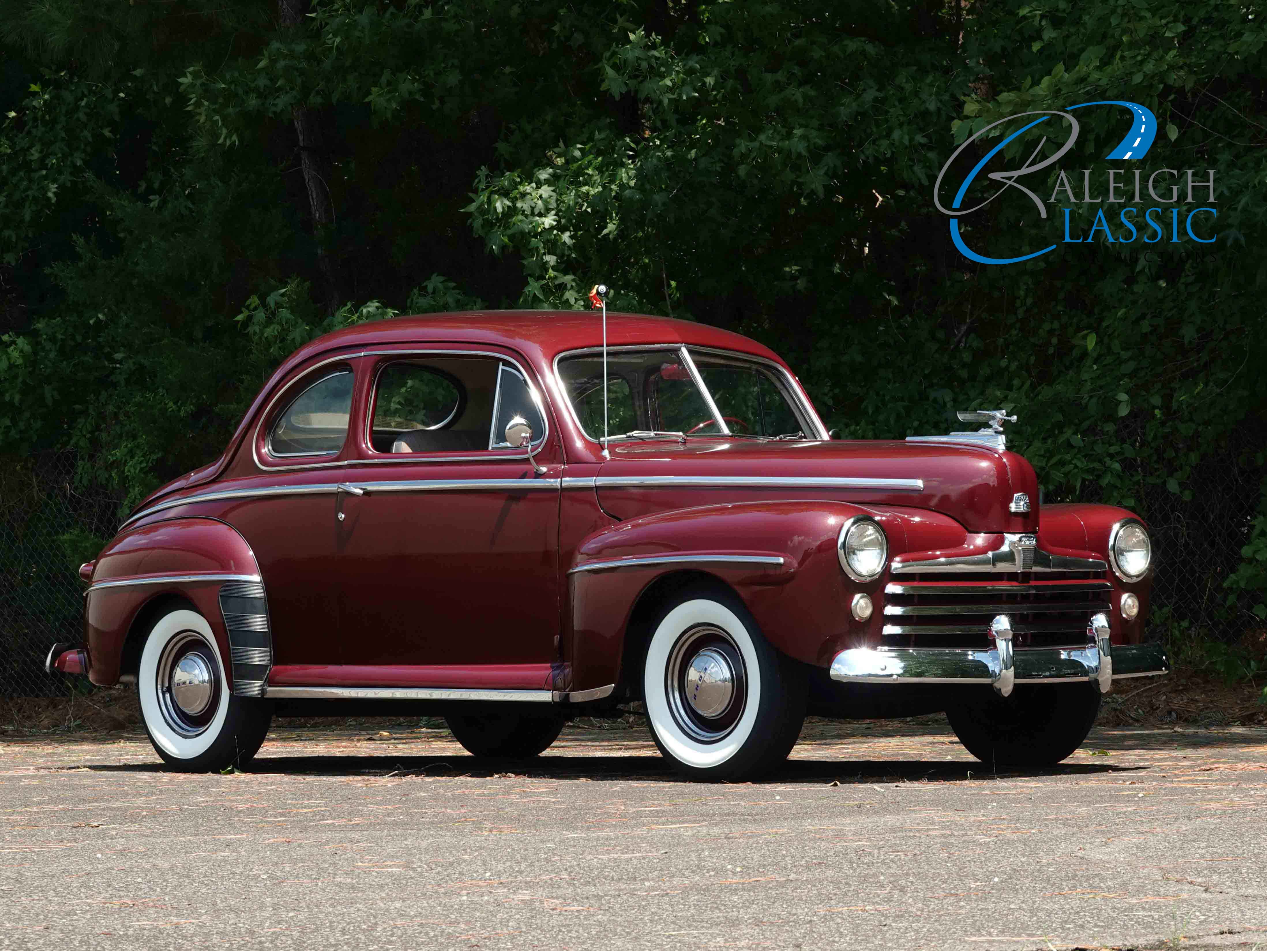 1948 Ford Super Deluxe Coupe