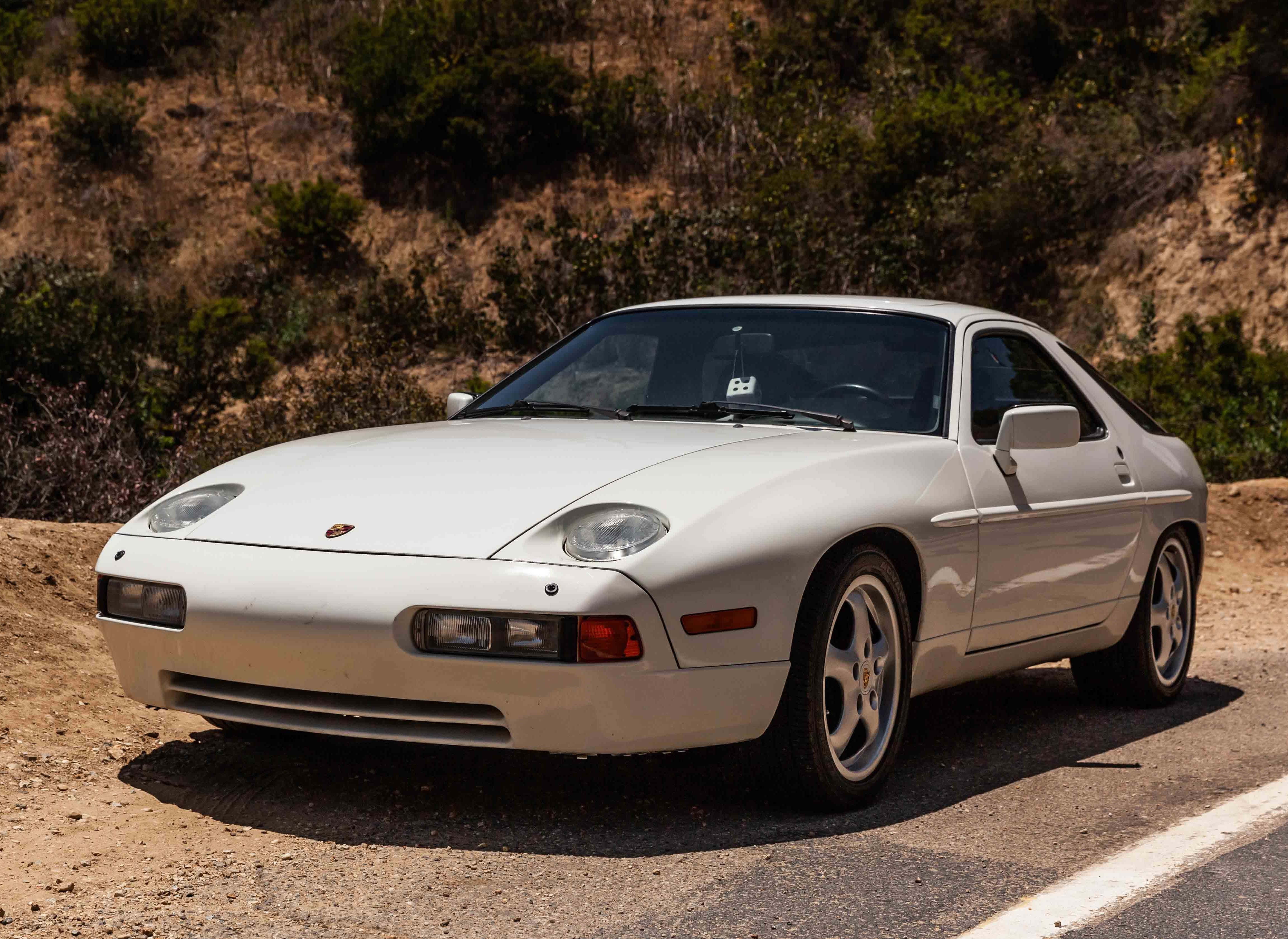 1988 Porsche 928 S4