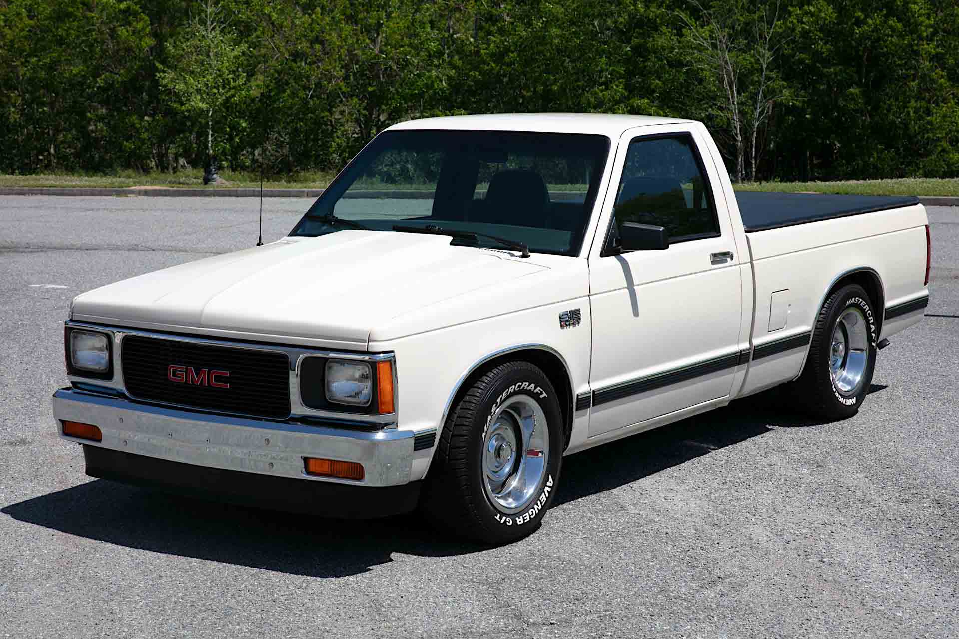 350-Powered 1984 GMC S15 Gypsy Pickup