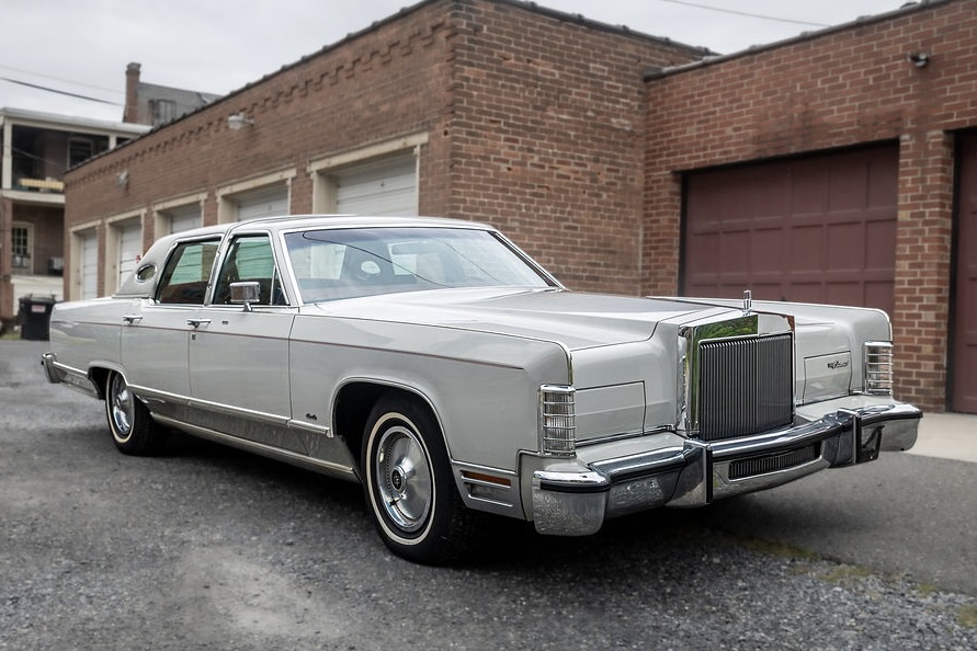 45-Years-Family-Owned, 15k-Mile 1979 Lincoln Continental Town Car