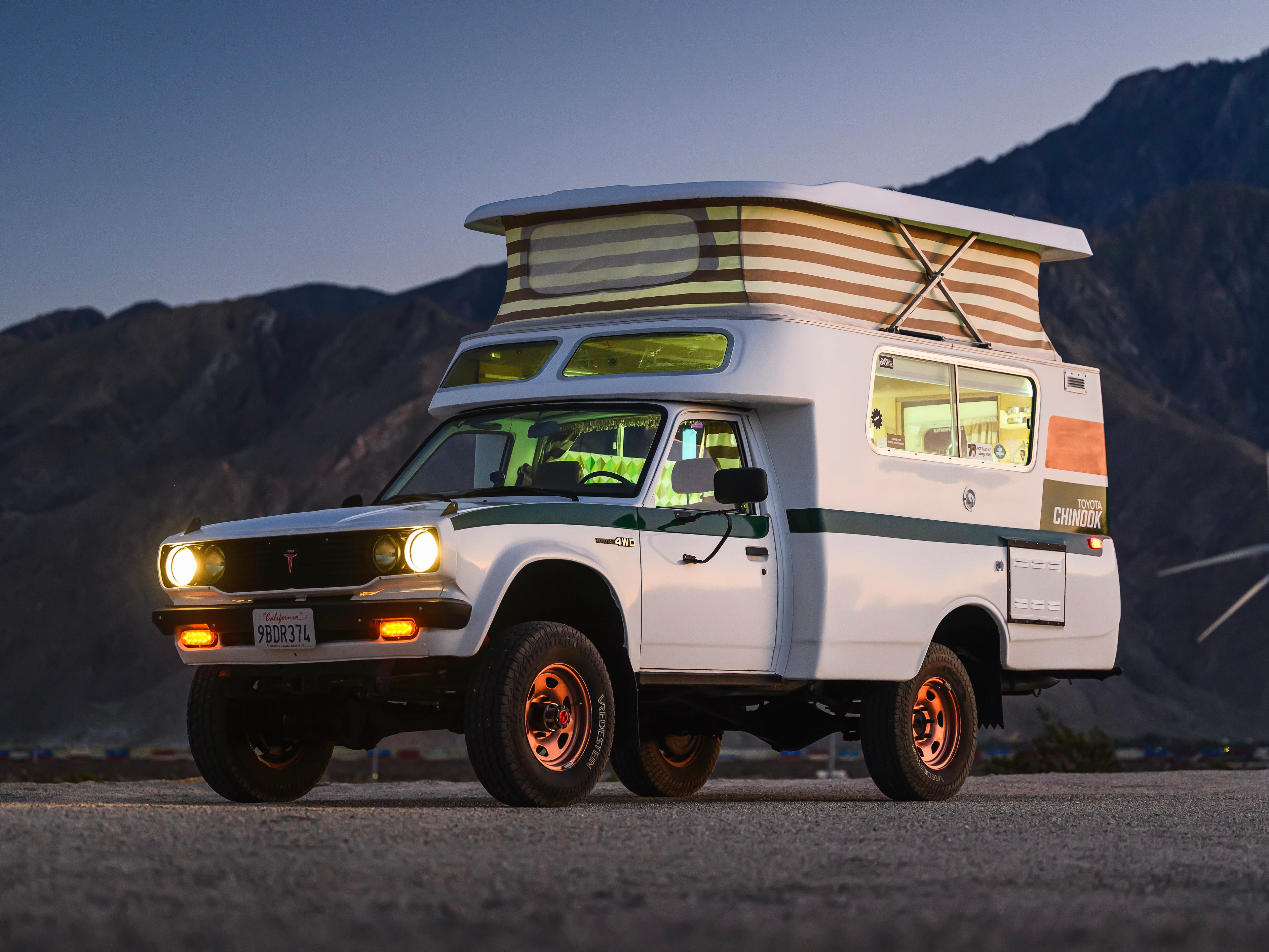 Custom 4x4-Converted 1975 Toyota Chinook