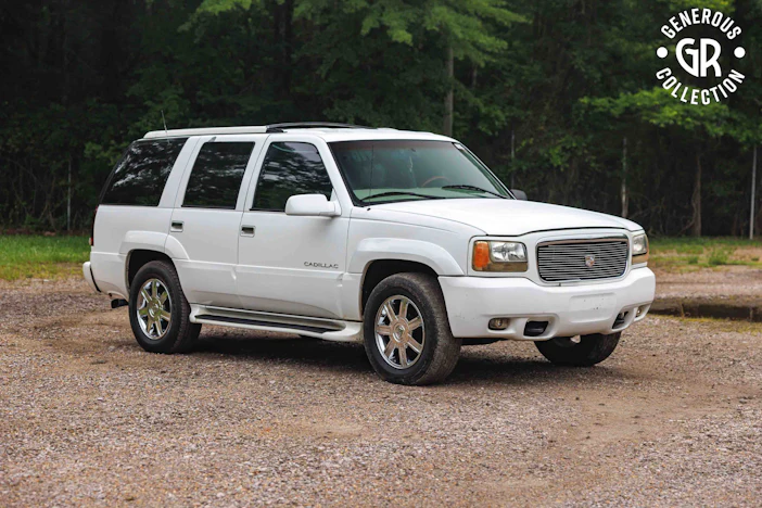 Modified 2000 Cadillac Escalade