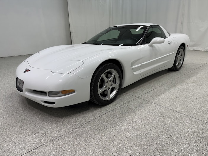 5,700-Mile 2000 Chevrolet Corvette Coupe