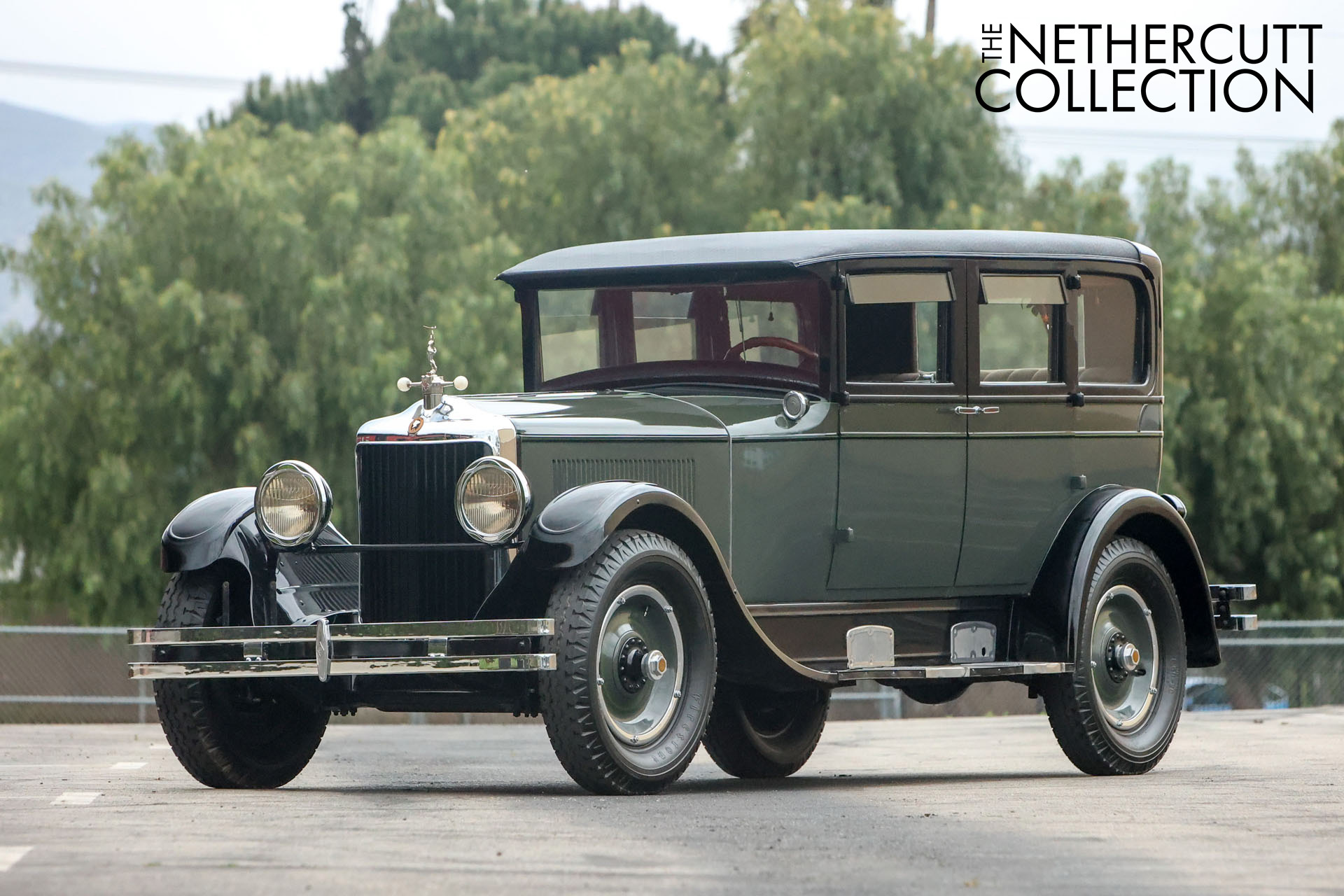 1928 Diana (Moon) 8 Deluxe Four-Door Sedan