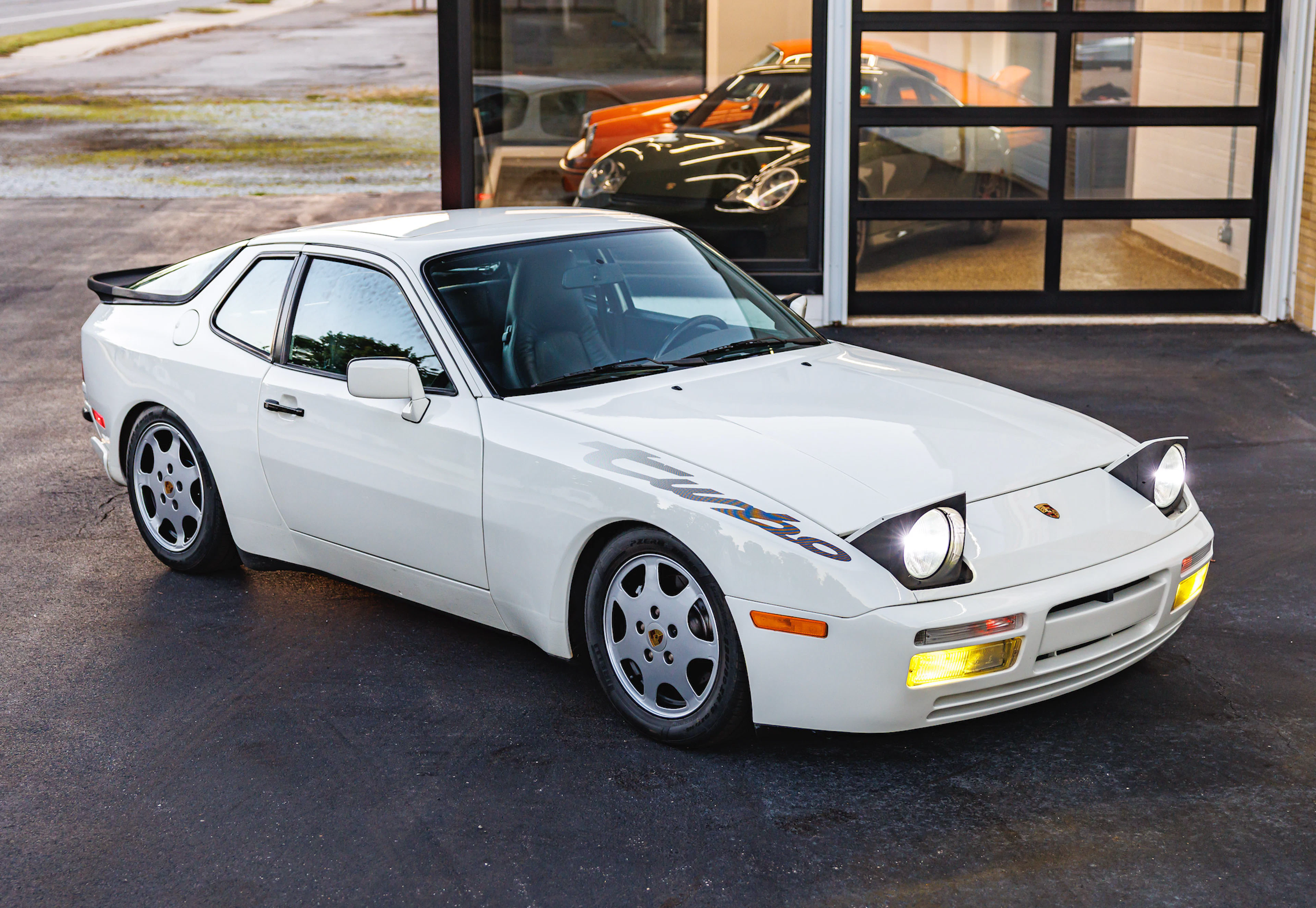 1989 Porsche 944 Turbo