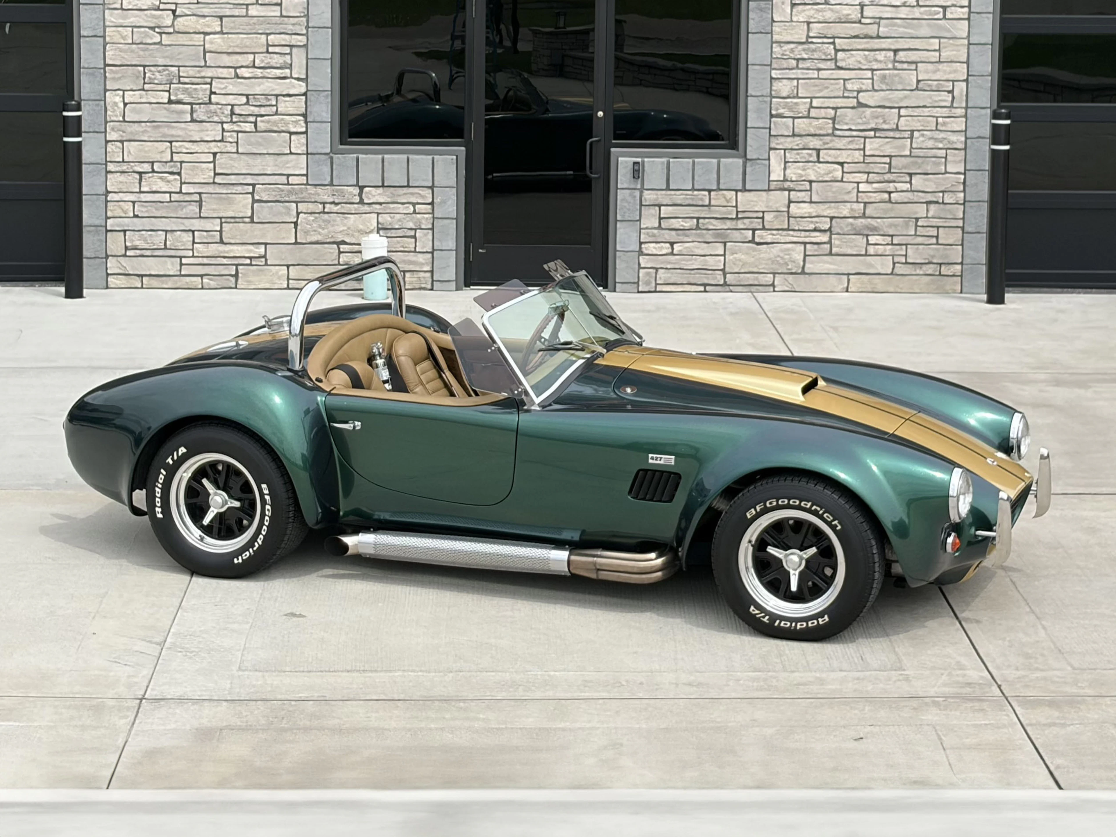1,400-Mile 460-Powered West Coast Cobra Replica 6-Speed