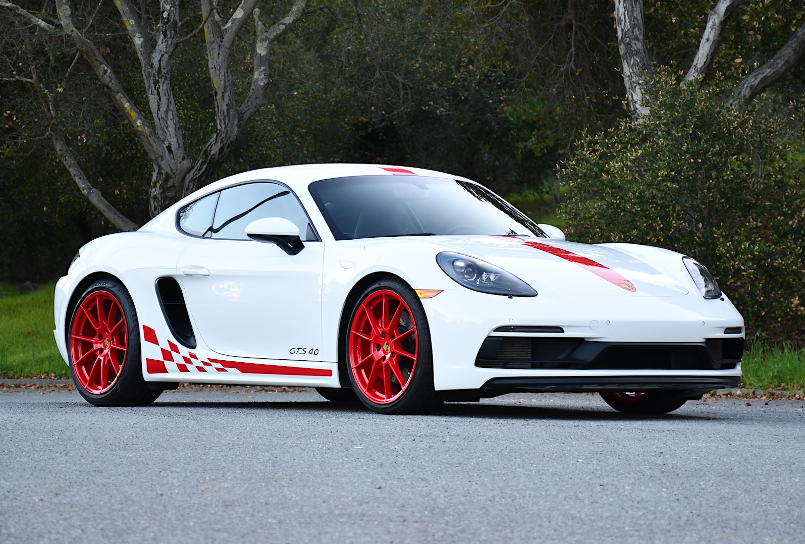 3,300-Mile 2022 Porsche 718 Cayman GTS 4.0 6-Speed