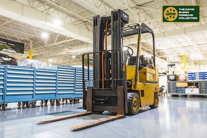 1986 Caterpillar T50D LP Fork Lift (Lot 2)