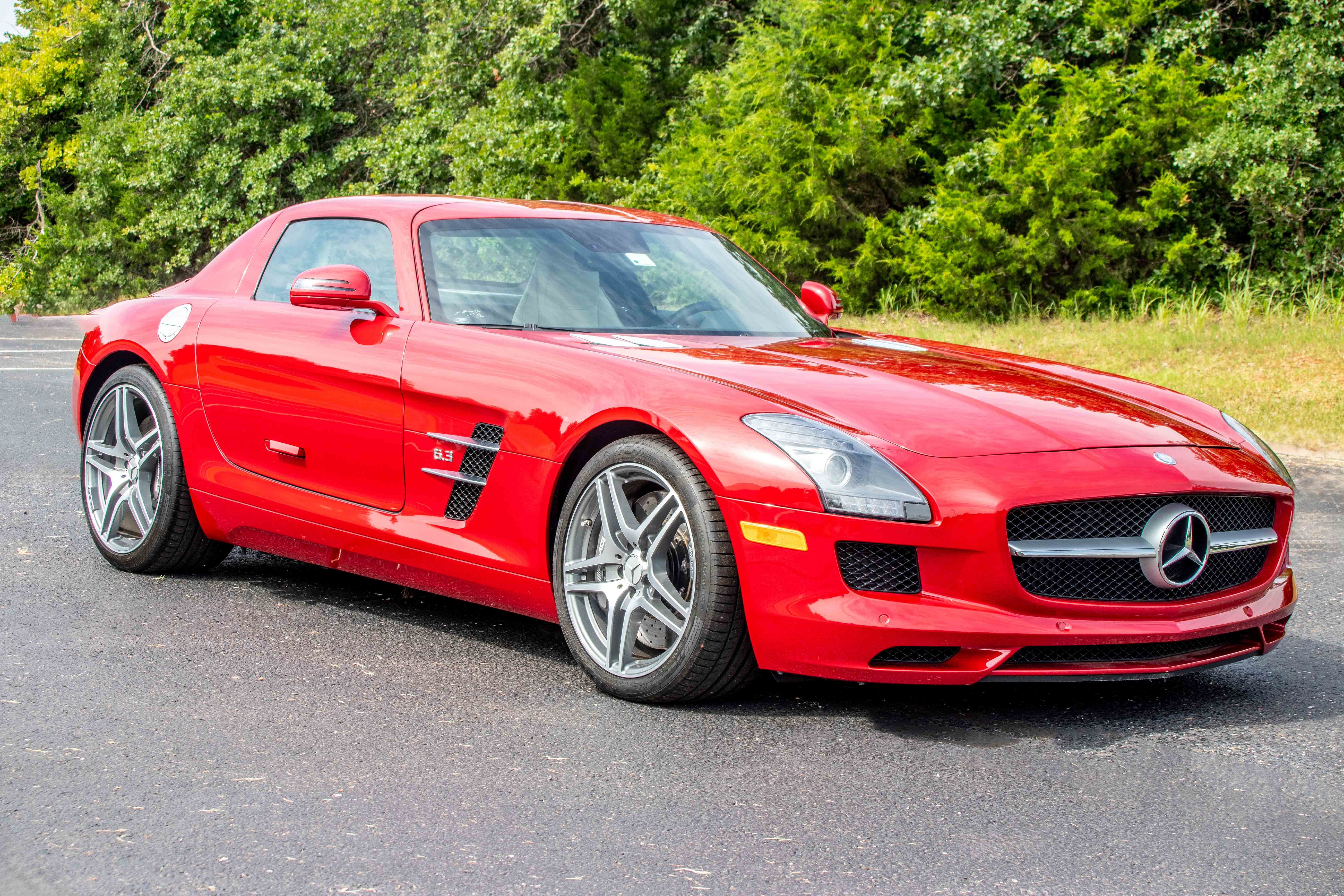 3k-Mile 2011 Mercedes-Benz SLS AMG Coupe
