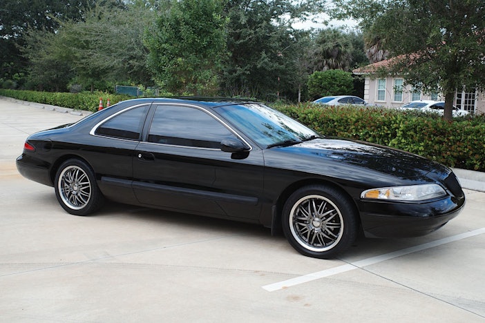35k-Mile 1998 Lincoln Mark VIII LSC