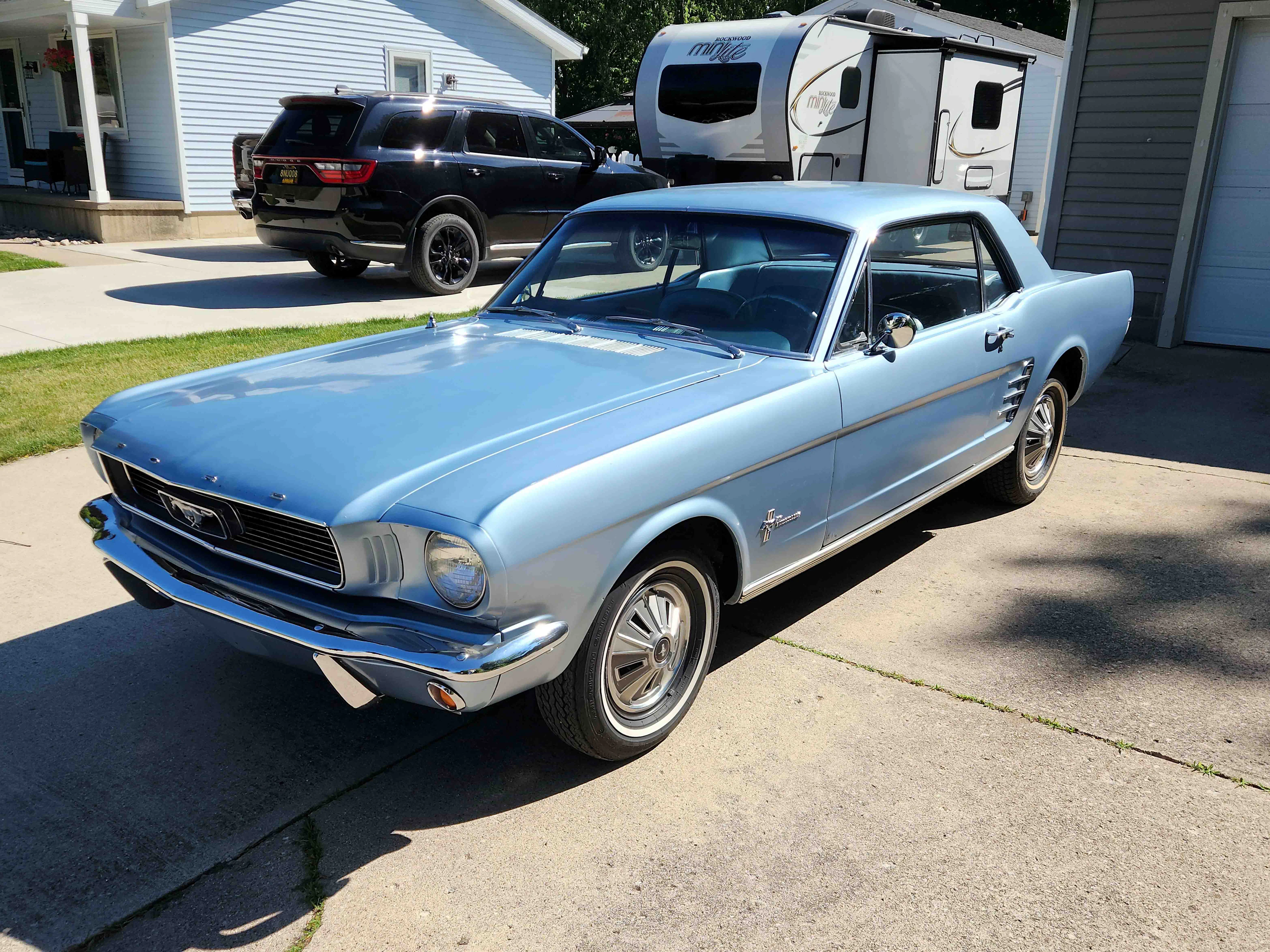 1966 Ford Mustang Coupe 3-Speed
